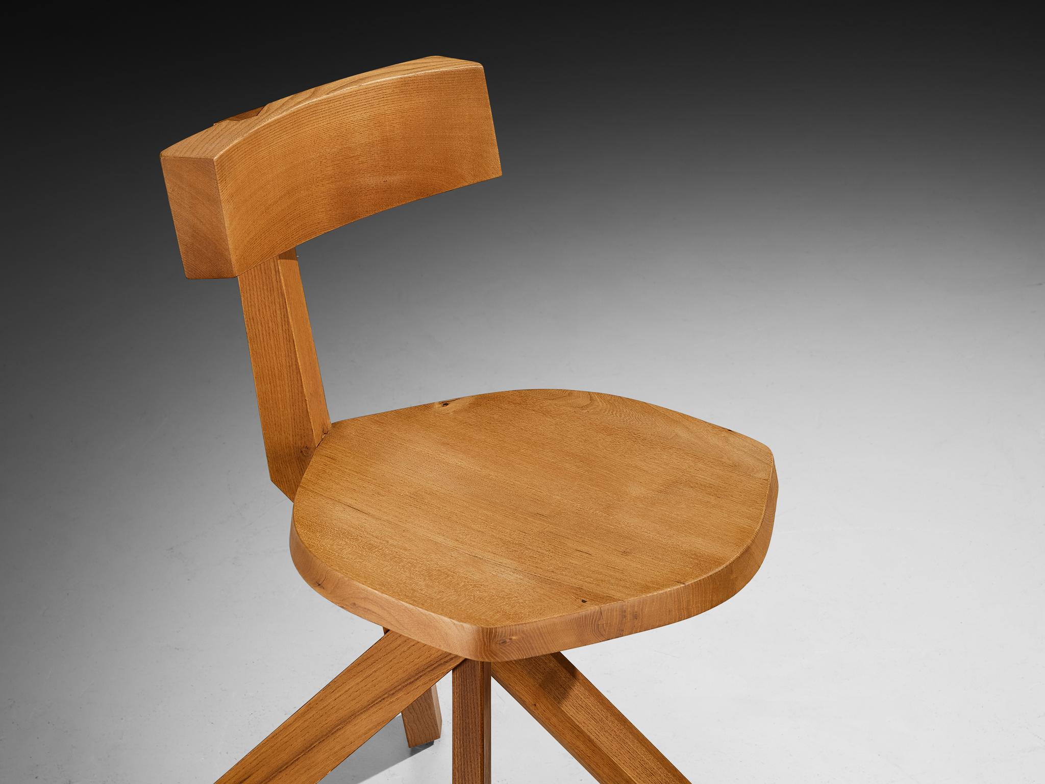 Chaise sculpturale 'S34' en orme de Pierre Chapo en vente 2