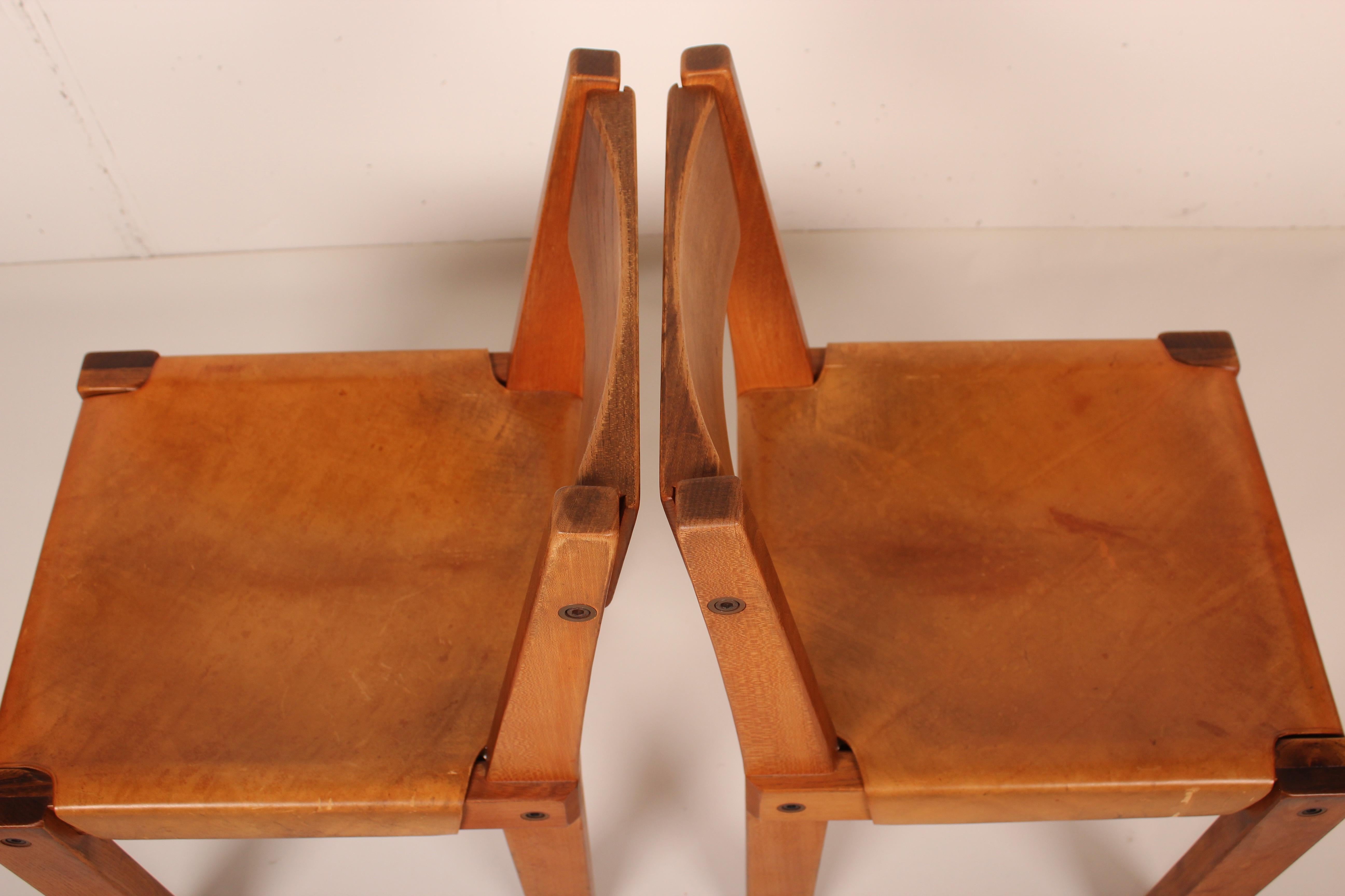Pierre Chapo Set of Four Elm and Leather S 24 Dining Chairs, France, 1960s For Sale 12