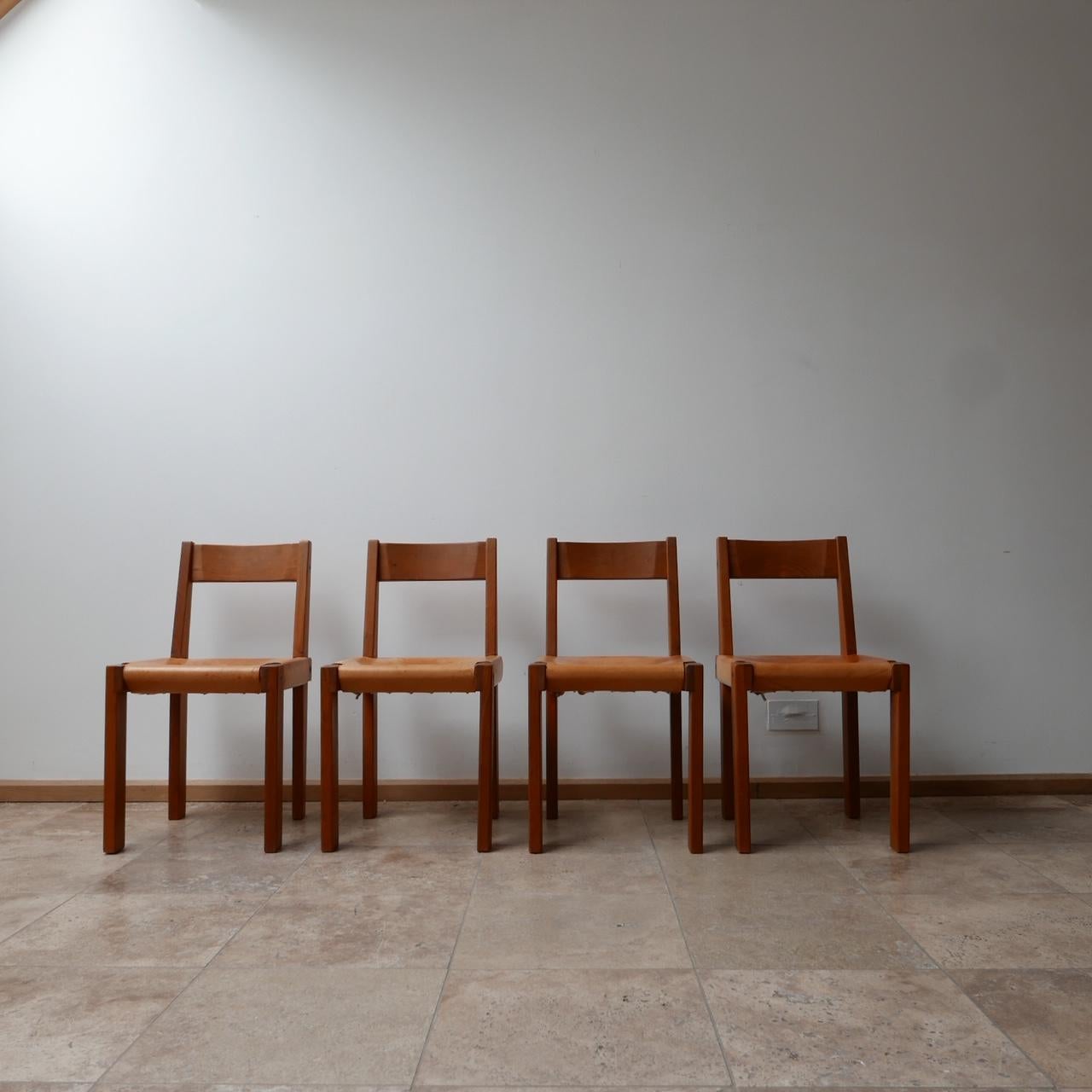 Pierre Chapo Set of S24 Mid-Century French Elm and Leather Dining Chairs '4' In Good Condition In London, GB