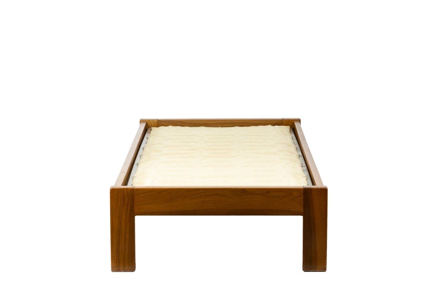 Pierre Chapo, Sofa-Bed in Natural Elm, 1976 In Good Condition In Saint-Ouen, FR