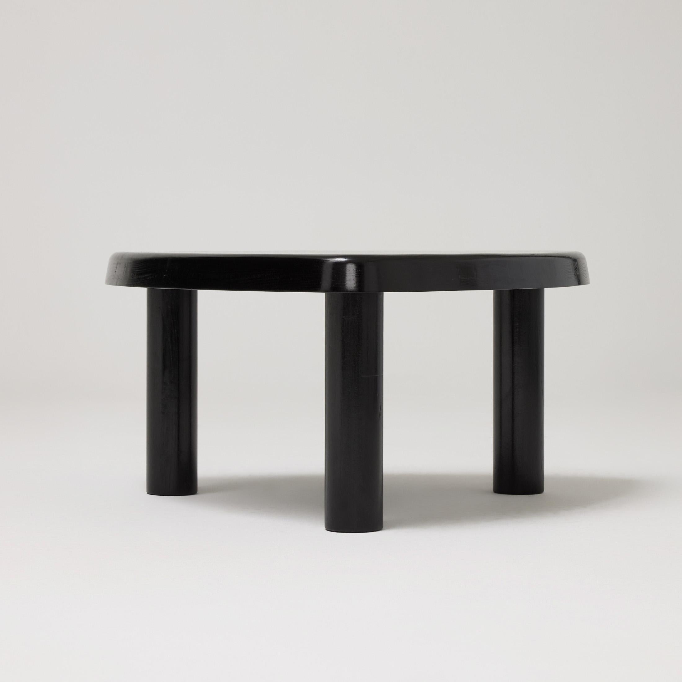 Schwarzer Holz-Beistelltisch T23 von Pierre Chapo, Sonderausgabe im Angebot 6