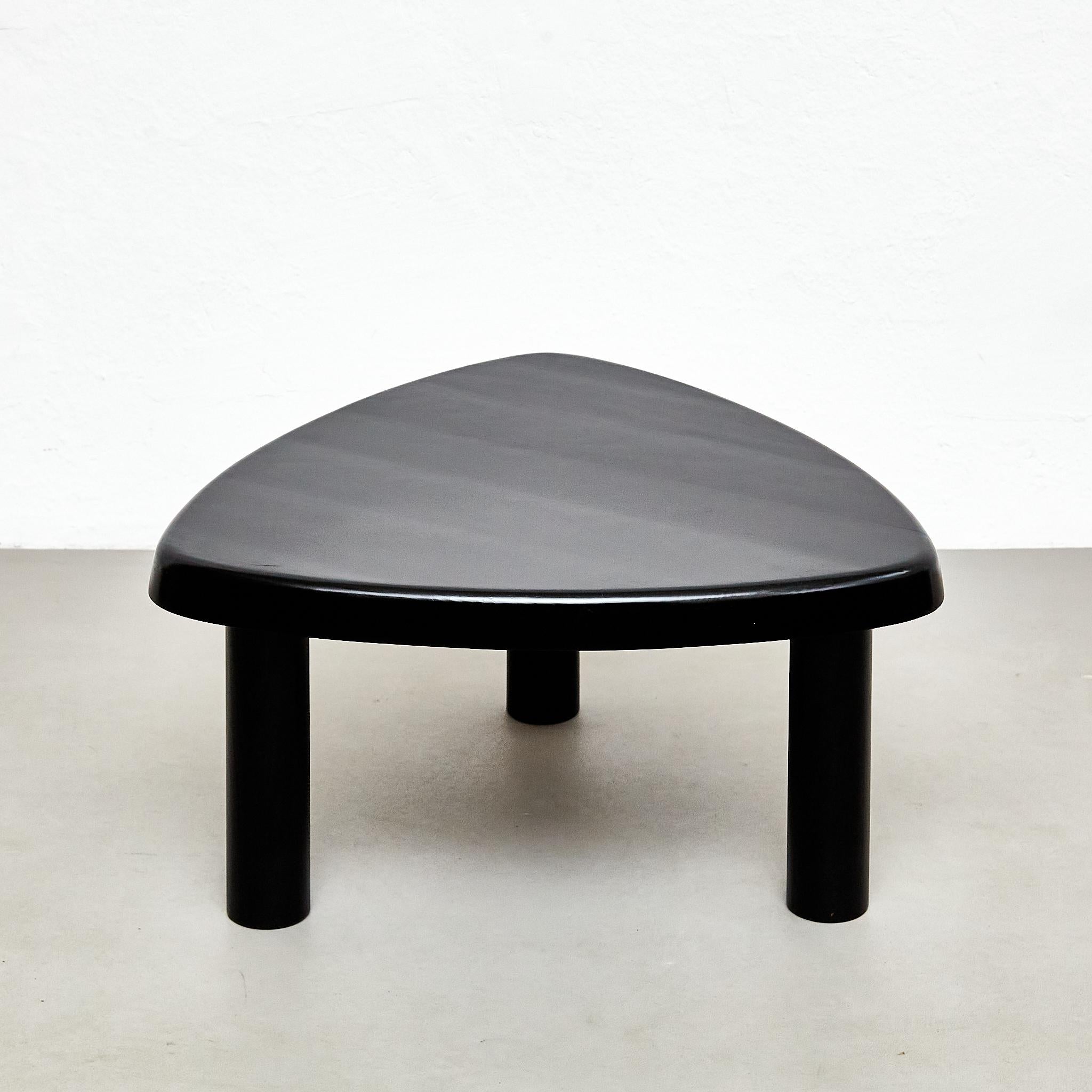 Schwarzer Holz-Beistelltisch T23 von Pierre Chapo, Sonderausgabe (21. Jahrhundert und zeitgenössisch) im Angebot