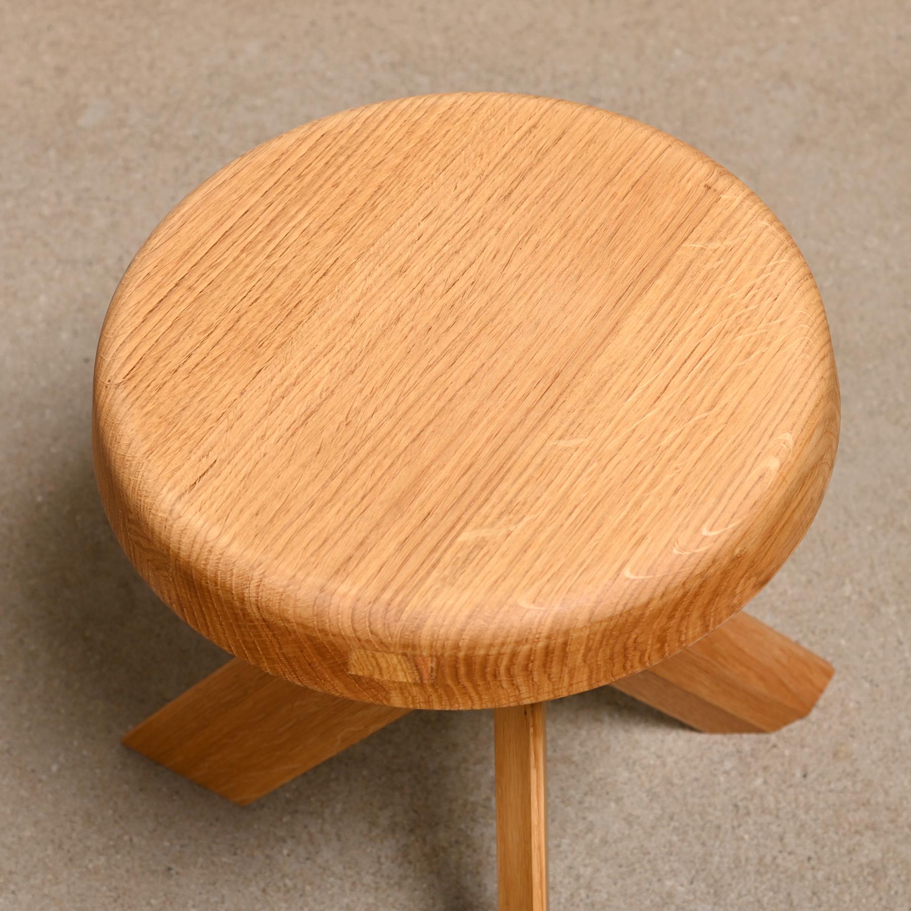 Pierre Chapo Stool S31A in Solid Oak by Chapo Creation, France In Excellent Condition In Amsterdam, NL