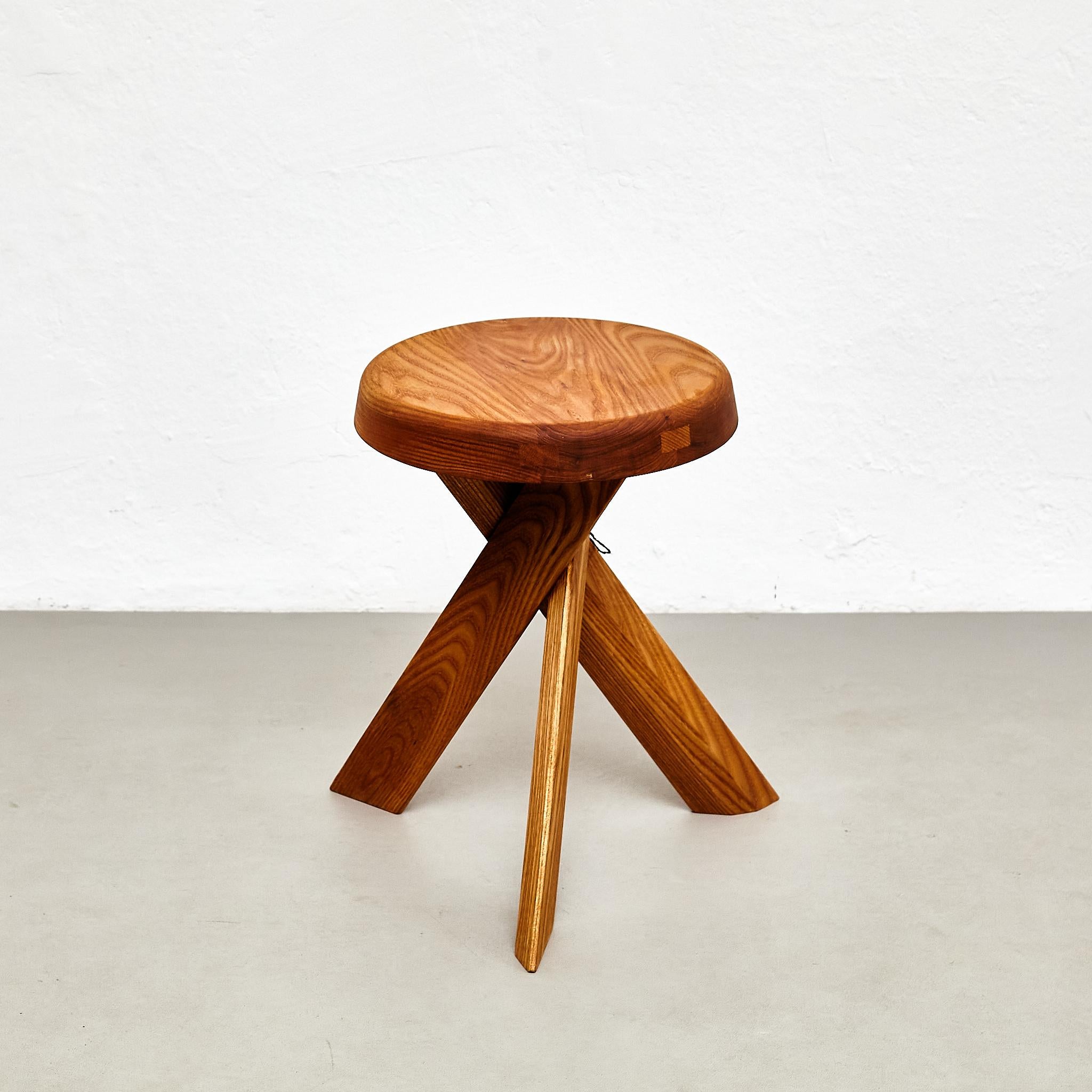 S 31 B stool designed by Pierre Chapo, circa 1960.
Manufactured by Chapo Creation in France, 2021
Stamped solid elmwood.

In good original condition, with minor wear consistent with age and use, preserving a beautiful patina.

Pierre Chapo is born