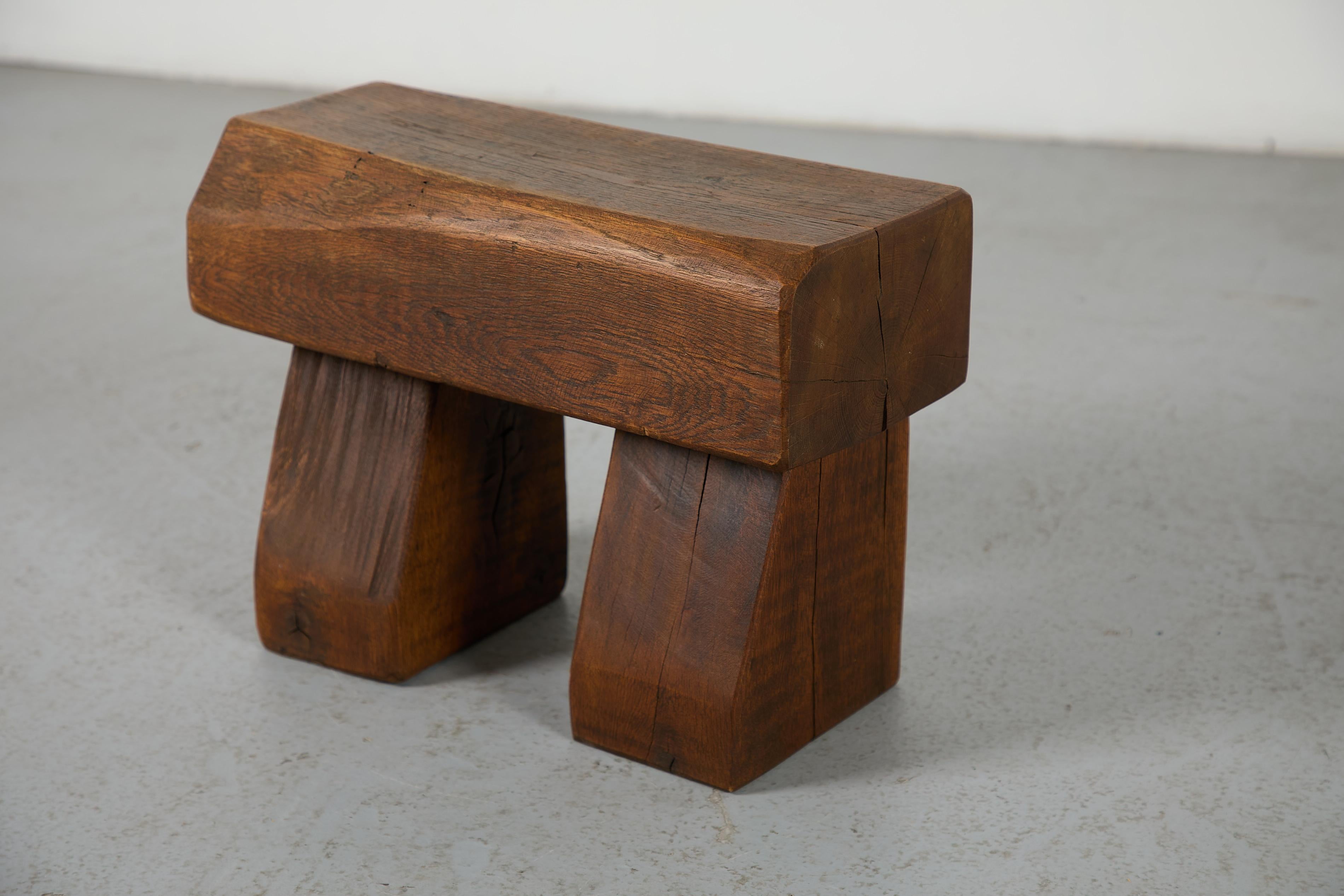 Pierre Chapo Stil 1970er Brutalist Hand-geschnitzt Massivholz Hocker Beistelltisch im Angebot 2