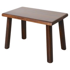 Mesa Auxiliar Brutalista de Roble Oscuro Estilo Pierre Chapo con Patas Redondeadas