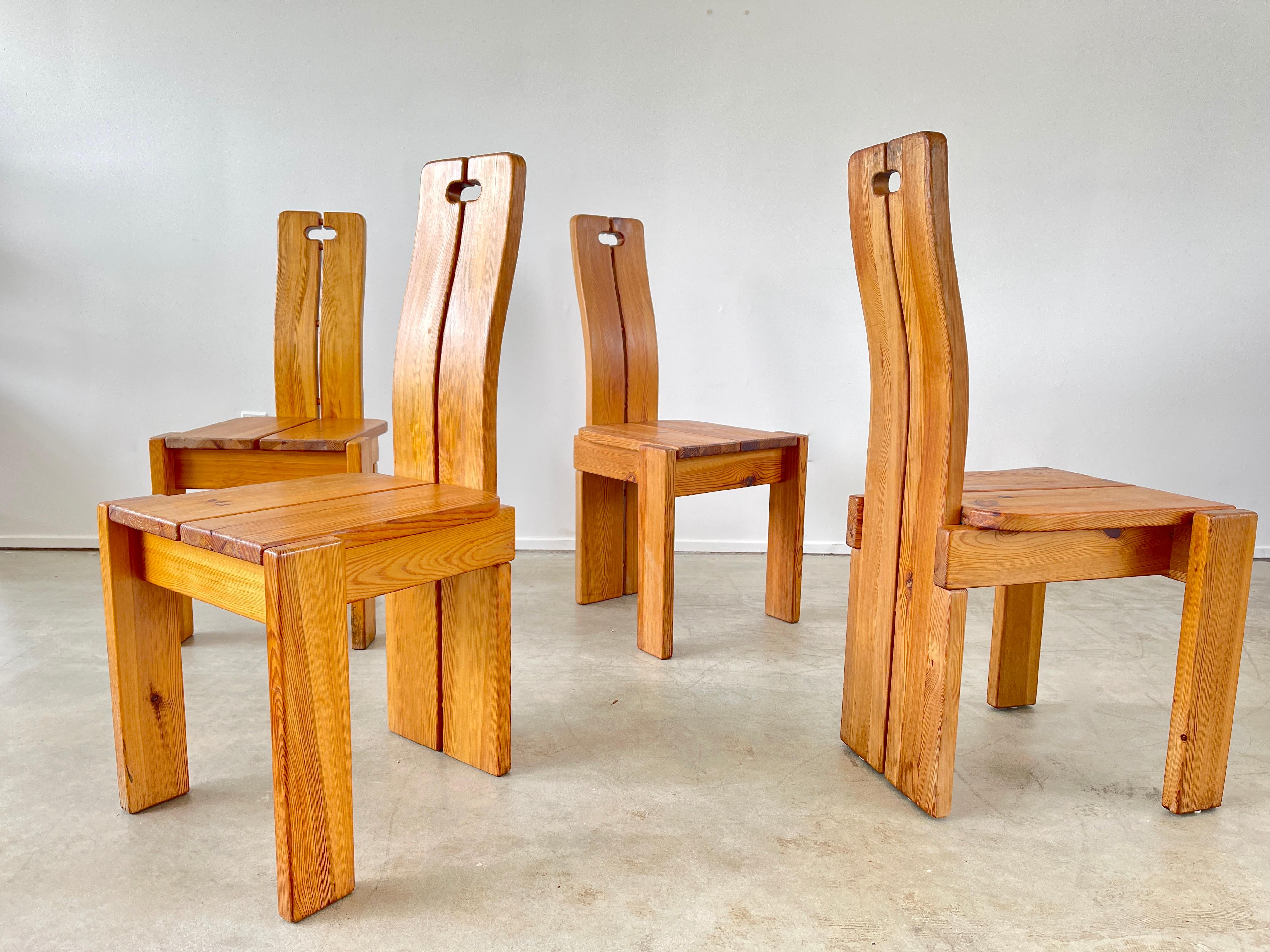 Set of 10 French oak chairs in the style of Pierre Chapo with simple lines and construction. 
Great patina and craftsmanship.


