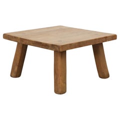 Quadratischer brutalistischer Couchtisch aus Eiche im Pierre Chapo-Stil mit dicker Platte