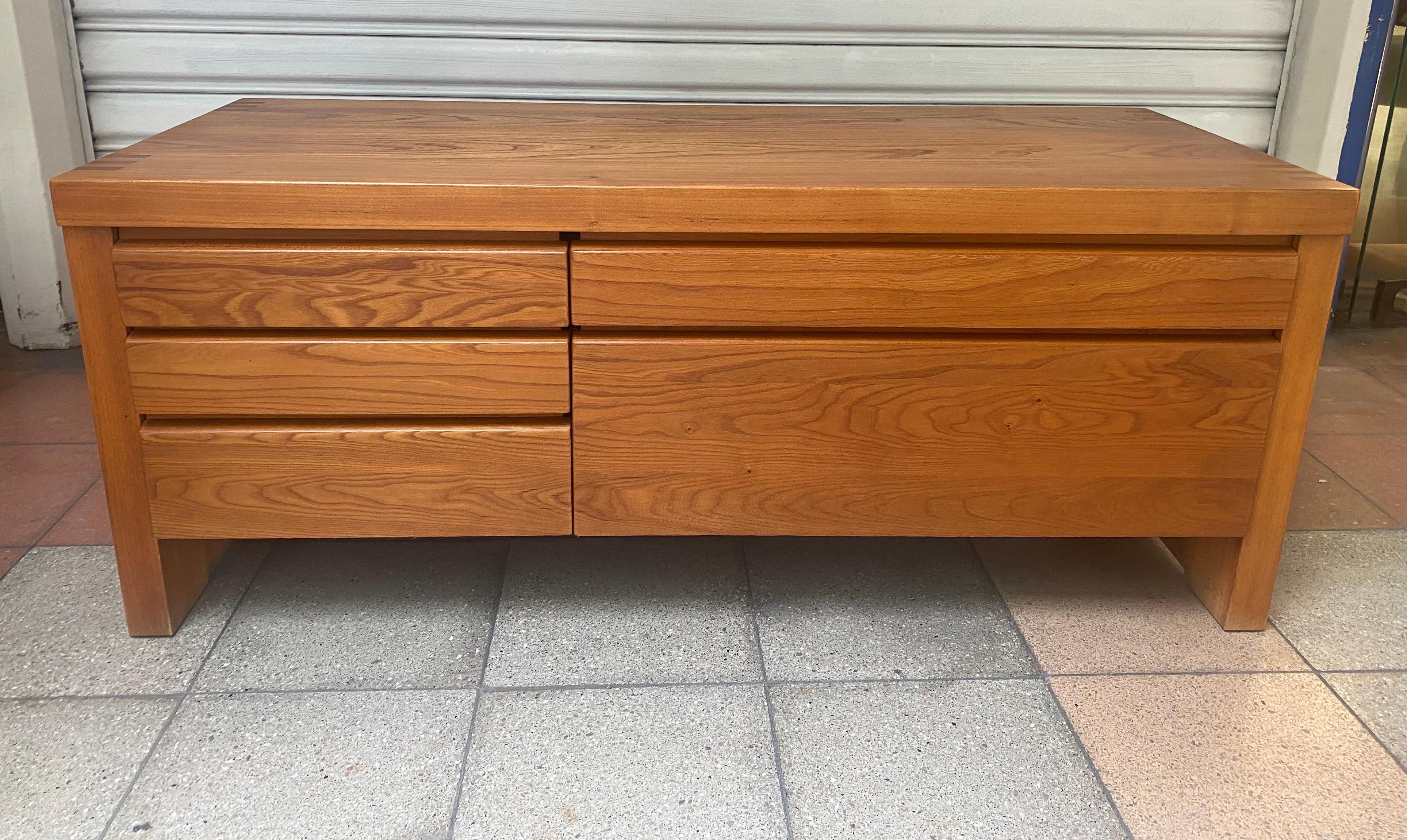 Pierre Chapo Superb and Rare R14 Enfilade Solid Elm In Good Condition In Saint ouen, FR