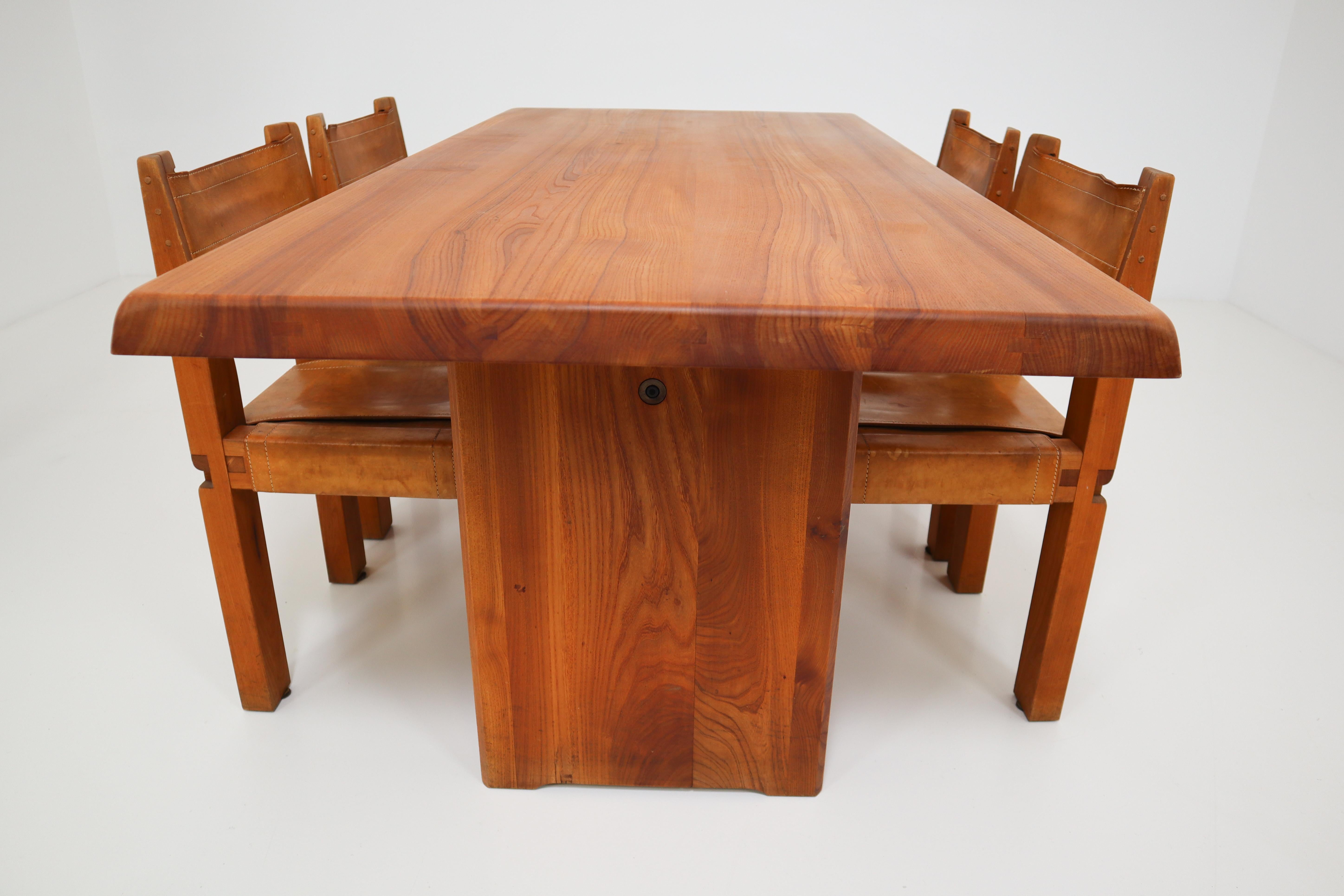 Pierre Chapo T14C Dining Table in Solid Elm, France, 1960s In Excellent Condition In Almelo, NL