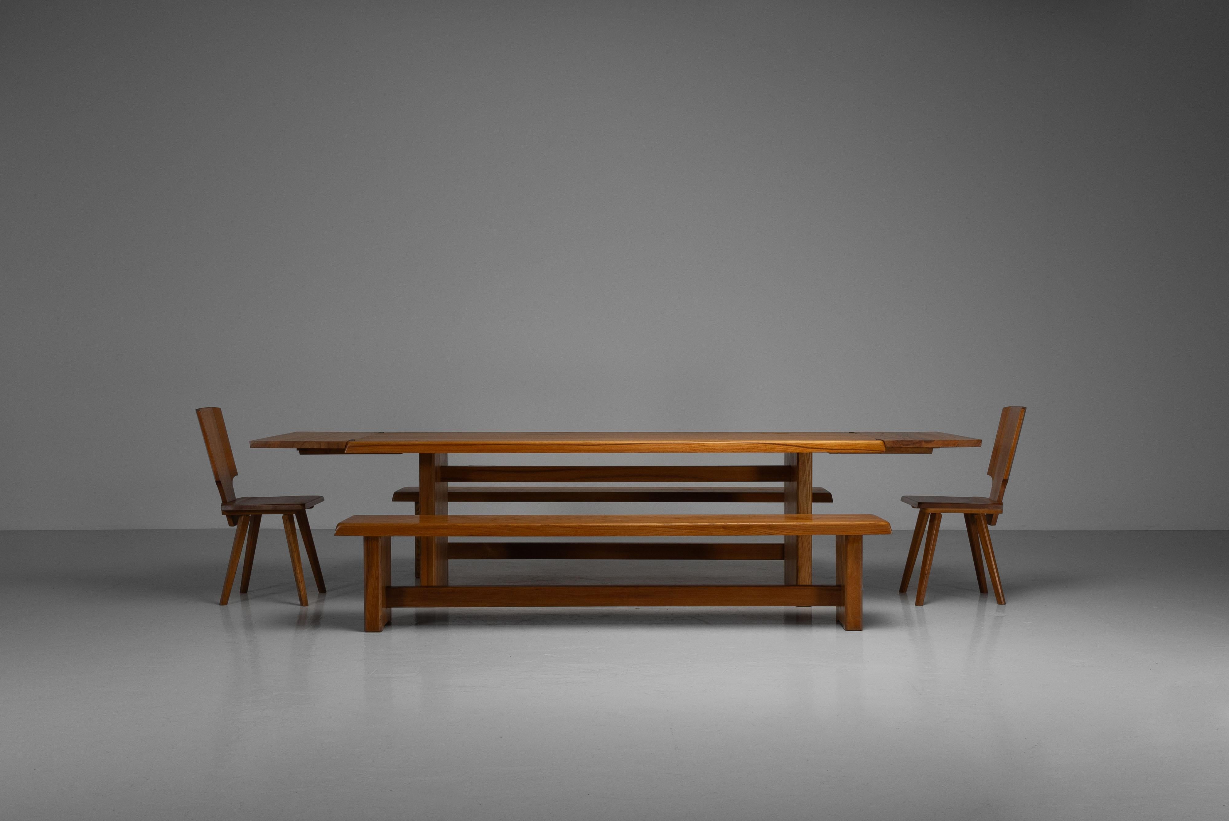 Table de salle à manger T14D en orme Pierre Chapo, France 1965 11