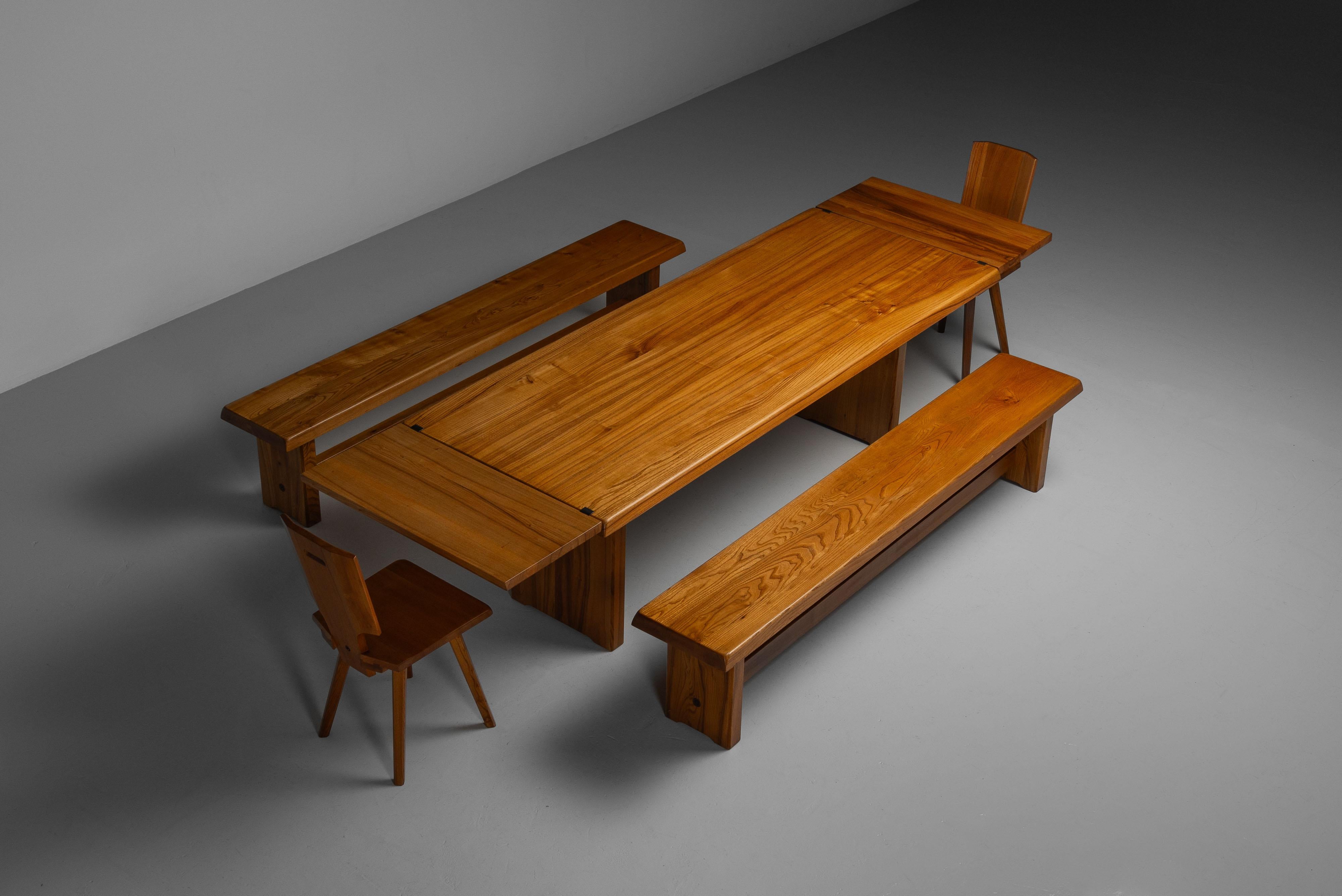 Table de salle à manger T14D en orme Pierre Chapo, France 1965 12