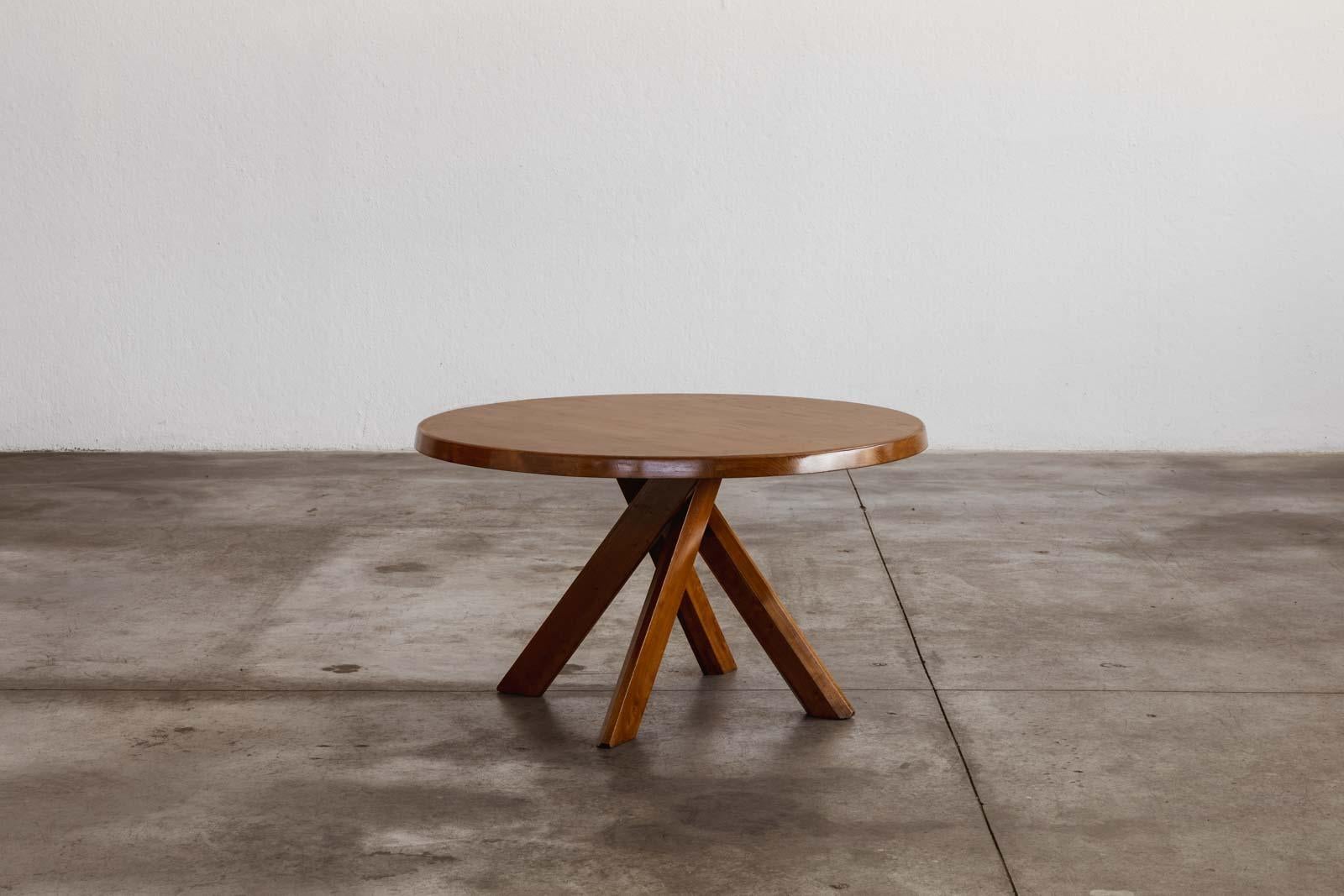 Pierre Chapo “T21B Sfax” Dining Table for Chapo Création, wood, France, 1973

A perfect study in balance and proportion, the T21B “Sfax” dining table by Pierre Chapo reveals the essence of French design in the 1970s — functional, sculptural, and