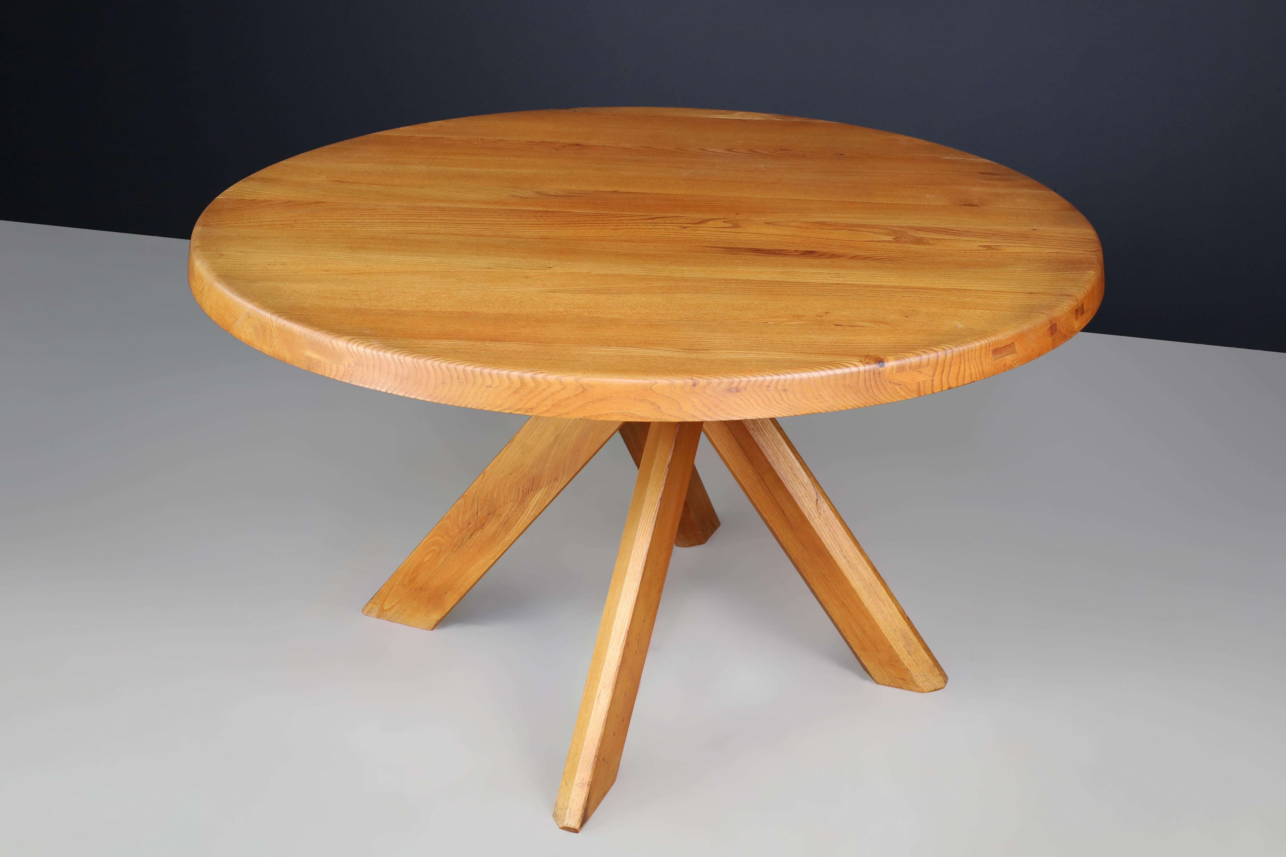 Pierre Chapo 'T21C' Sfax Round Dining Table made of Solid Elm, France 1969 6
