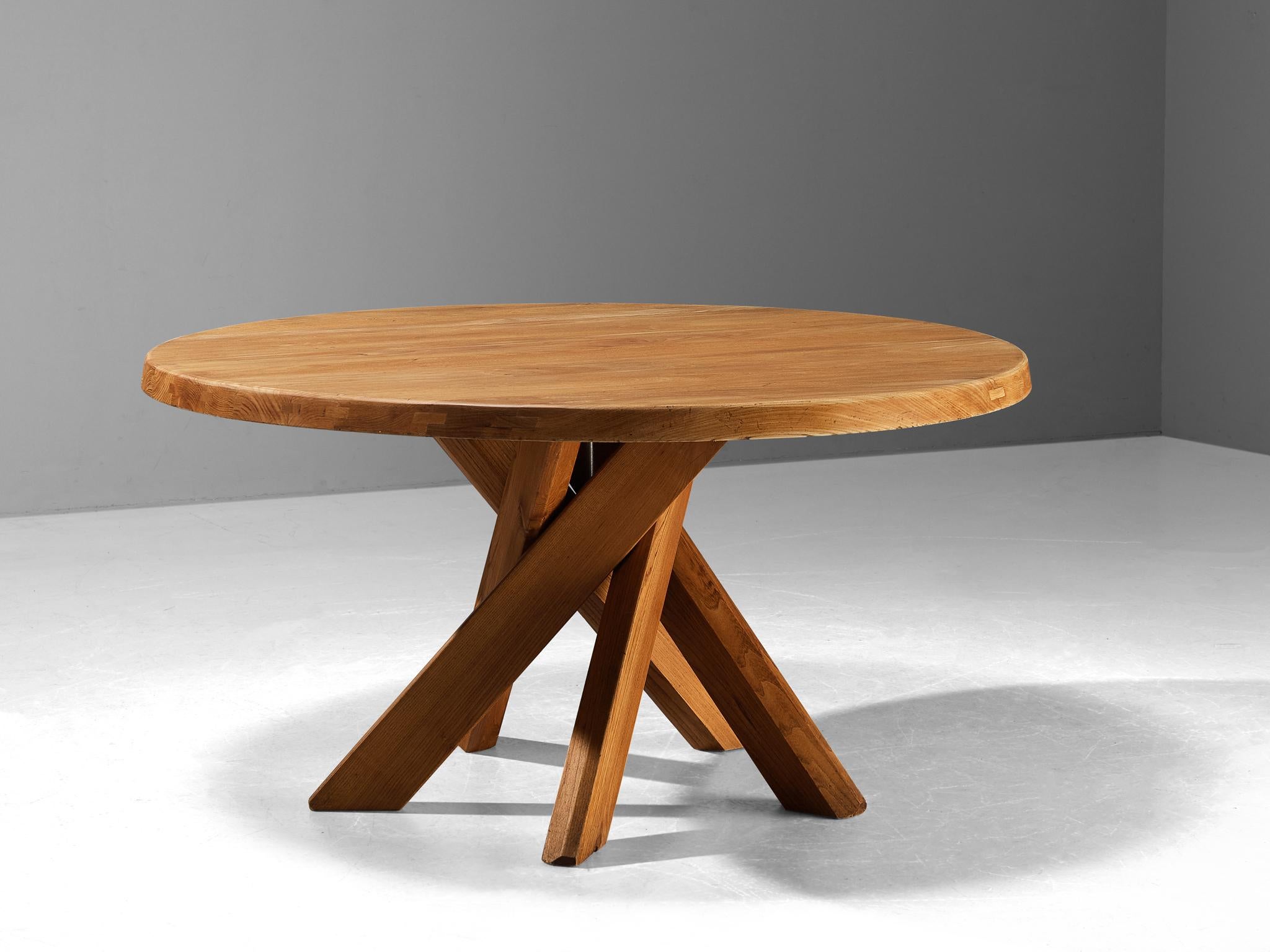 Mid-Century Modern Table de salle à manger T21D en orme massif Pierre Chapo