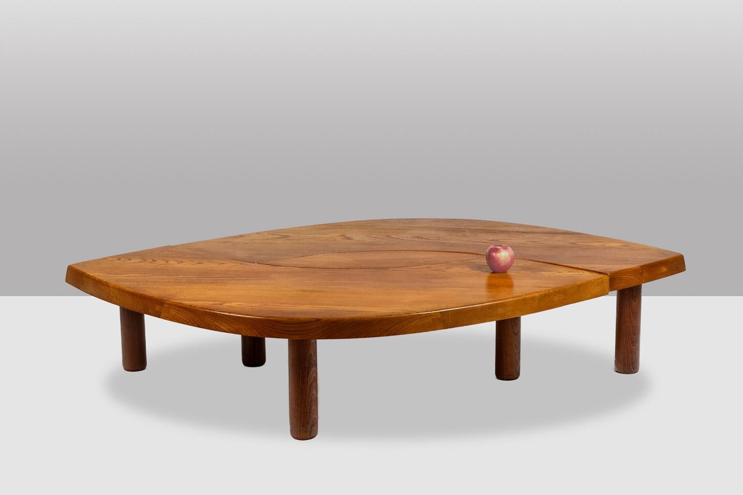 Français Pierre Chapo. Table basse modèle T22 C. Année 1972. en vente