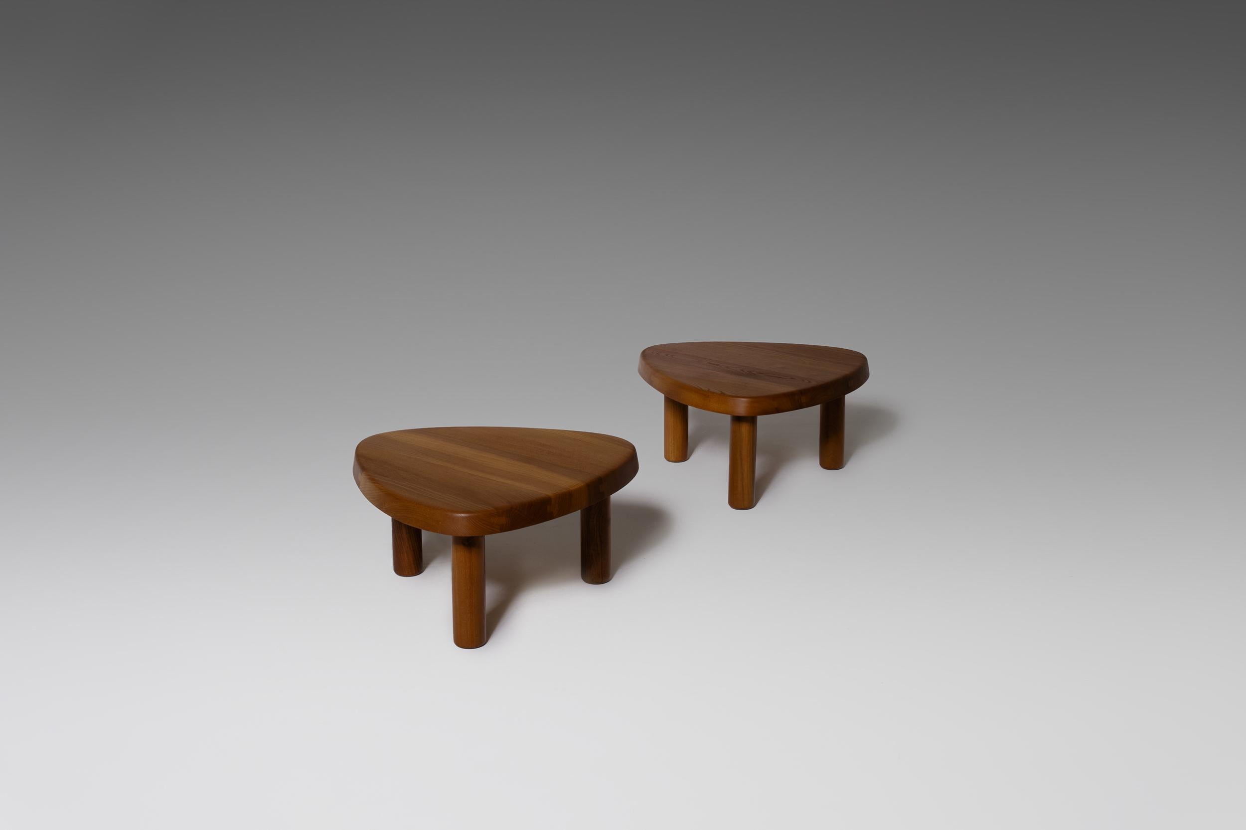 Rare set of two 'T23' side tables in solid Elm by Pierre Chapo, France, 1960s. Remarkable design made of a wam colored elm wood with a beautiful exposed grain, giving them a rich, warm and natural look. The organic 'plectrum' shaped table tops have