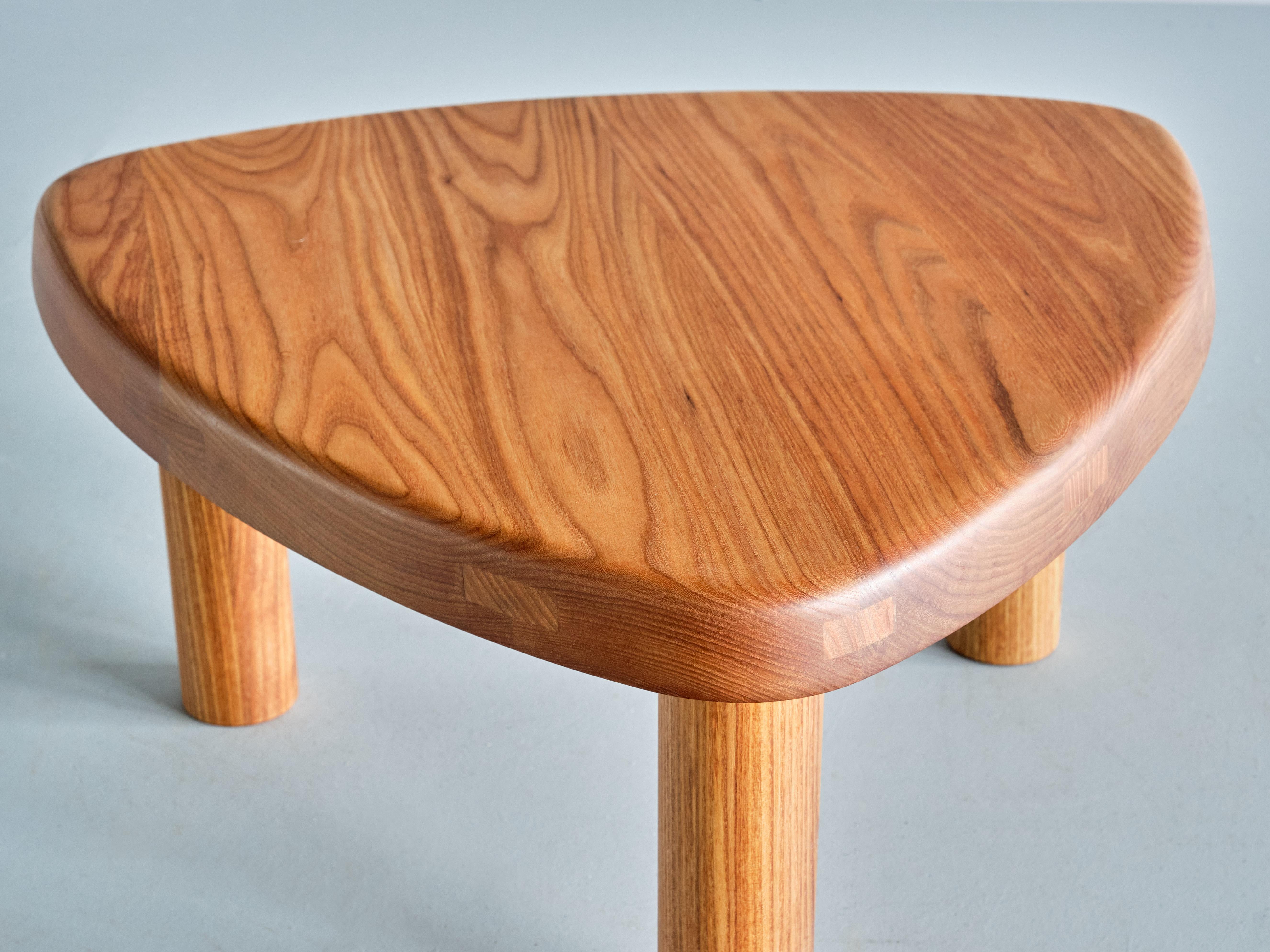 Pierre Chapo T23 Three Legged Side Table in Elm, Chapo Création, France, 2025 For Sale 3