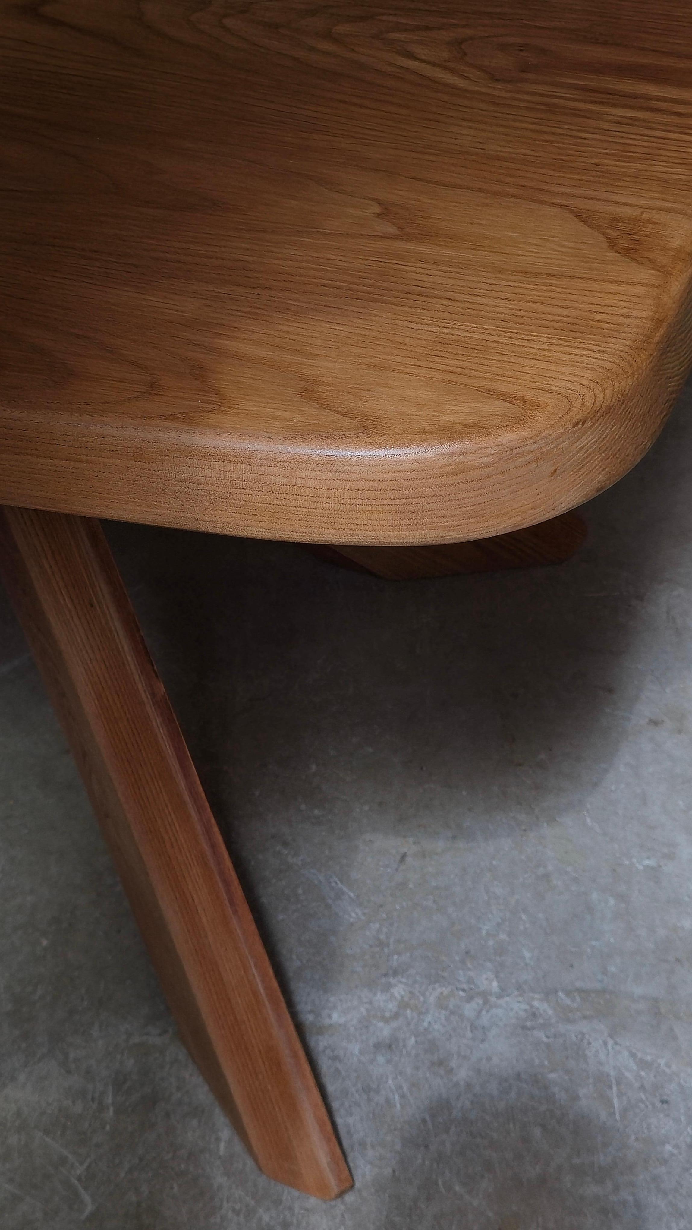 Pierre Chapo 'T35B' Dining Table in Solid Elm, France, 1970s Bon état - En vente à PARIS, FR