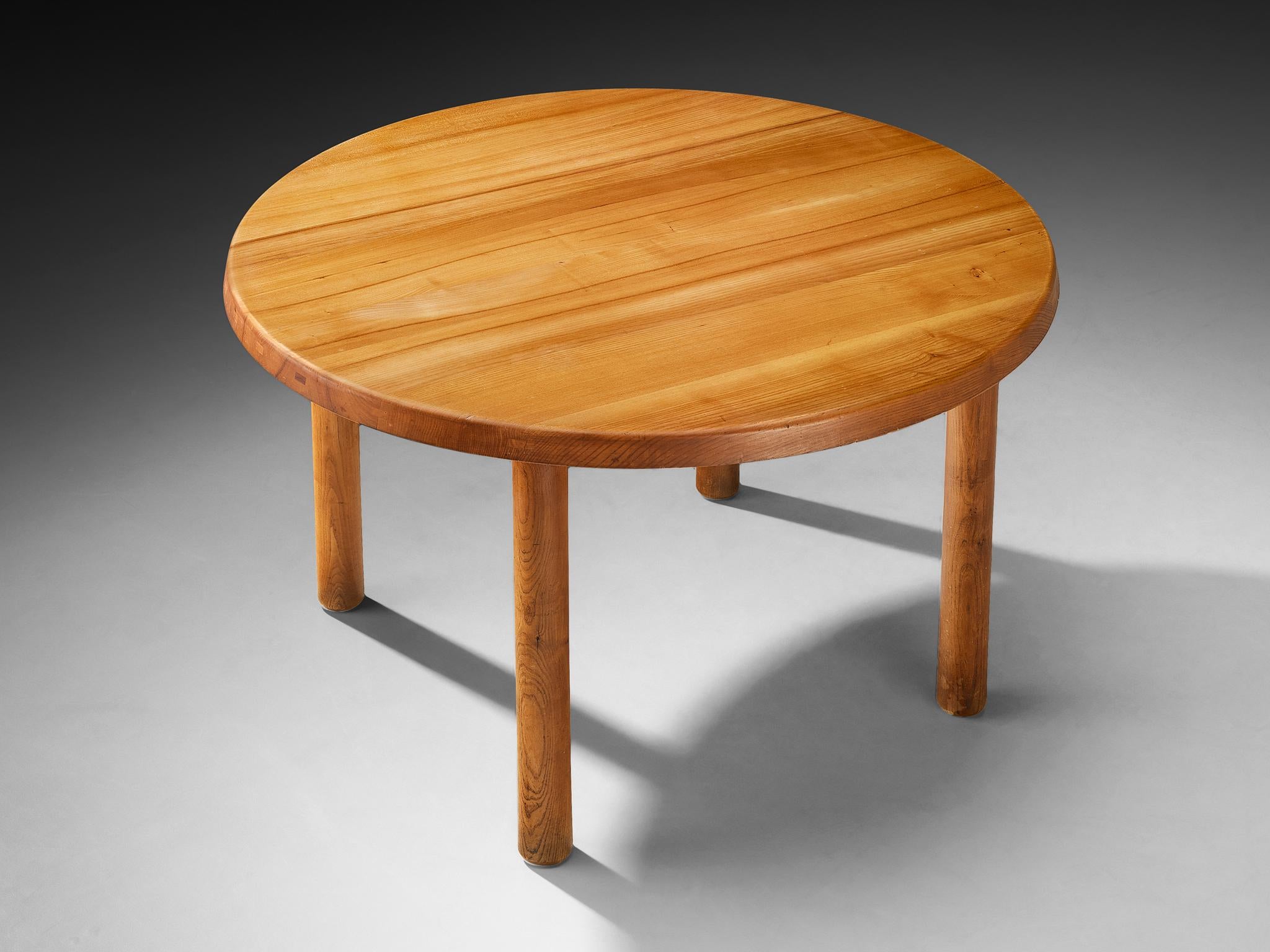 Pierre Chapo, dining table model 'T02', solid oak, France, late 1960s 

This table is an early edition by Pierre Chapo, celebrated for his dedication to clean, functional design principles. The table’s design is strong yet refined, emphasizing the