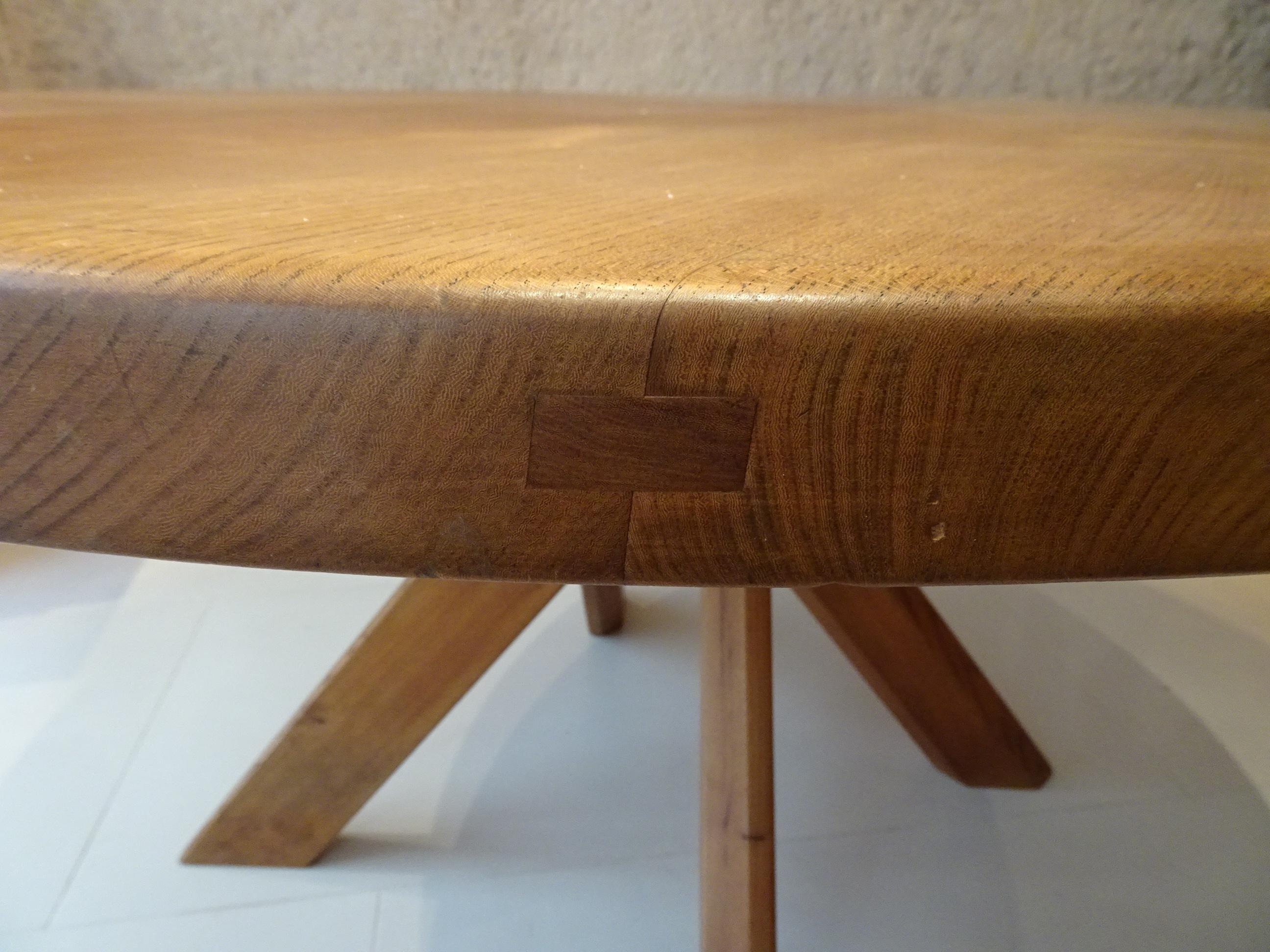 Brutalist Pierre Chapo Table T21d in Solid Elm Produced in the 1970s For Sale