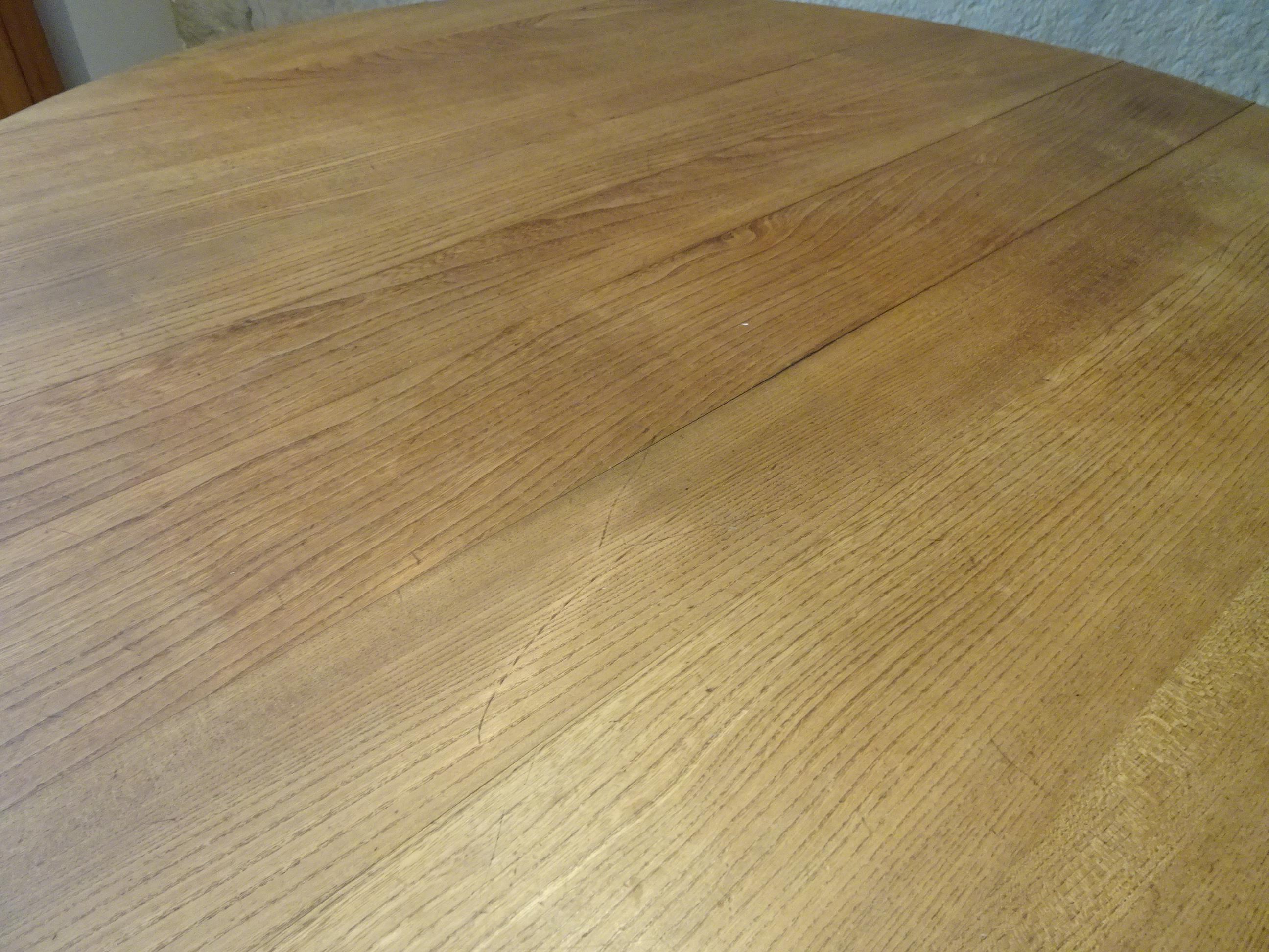 Pierre Chapo Table T21d in Solid Elm Produced in the 1970s In Good Condition For Sale In lyon, FR