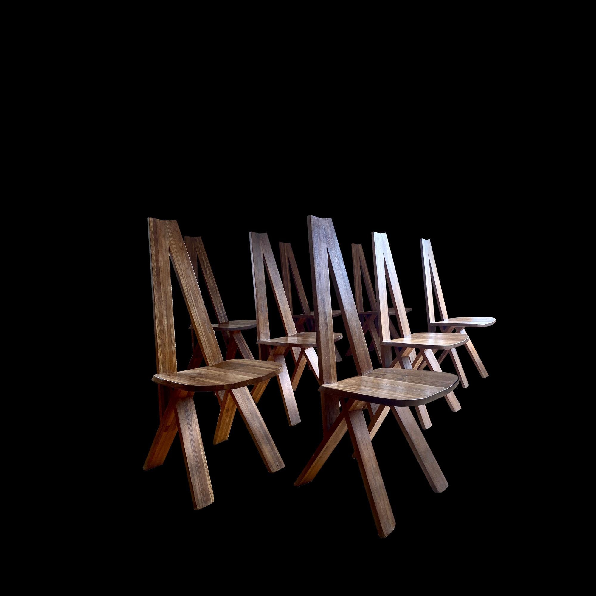 Série de chaises en orme de Pierre Chapo modèle S45 appelée 