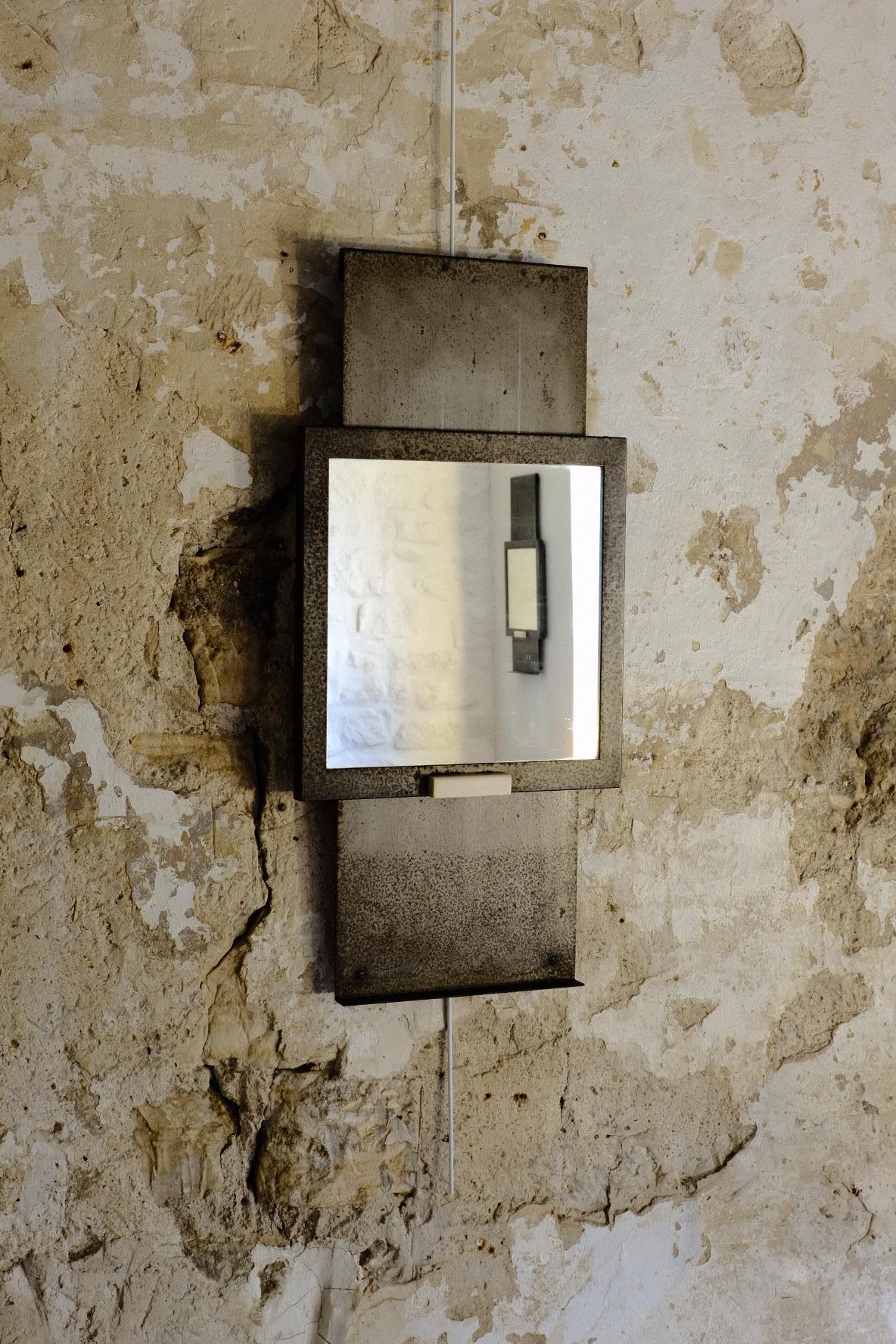 Pierre Chareau MG 311 Espejo de pared de hierro forjado patinado y cristal Art Decó