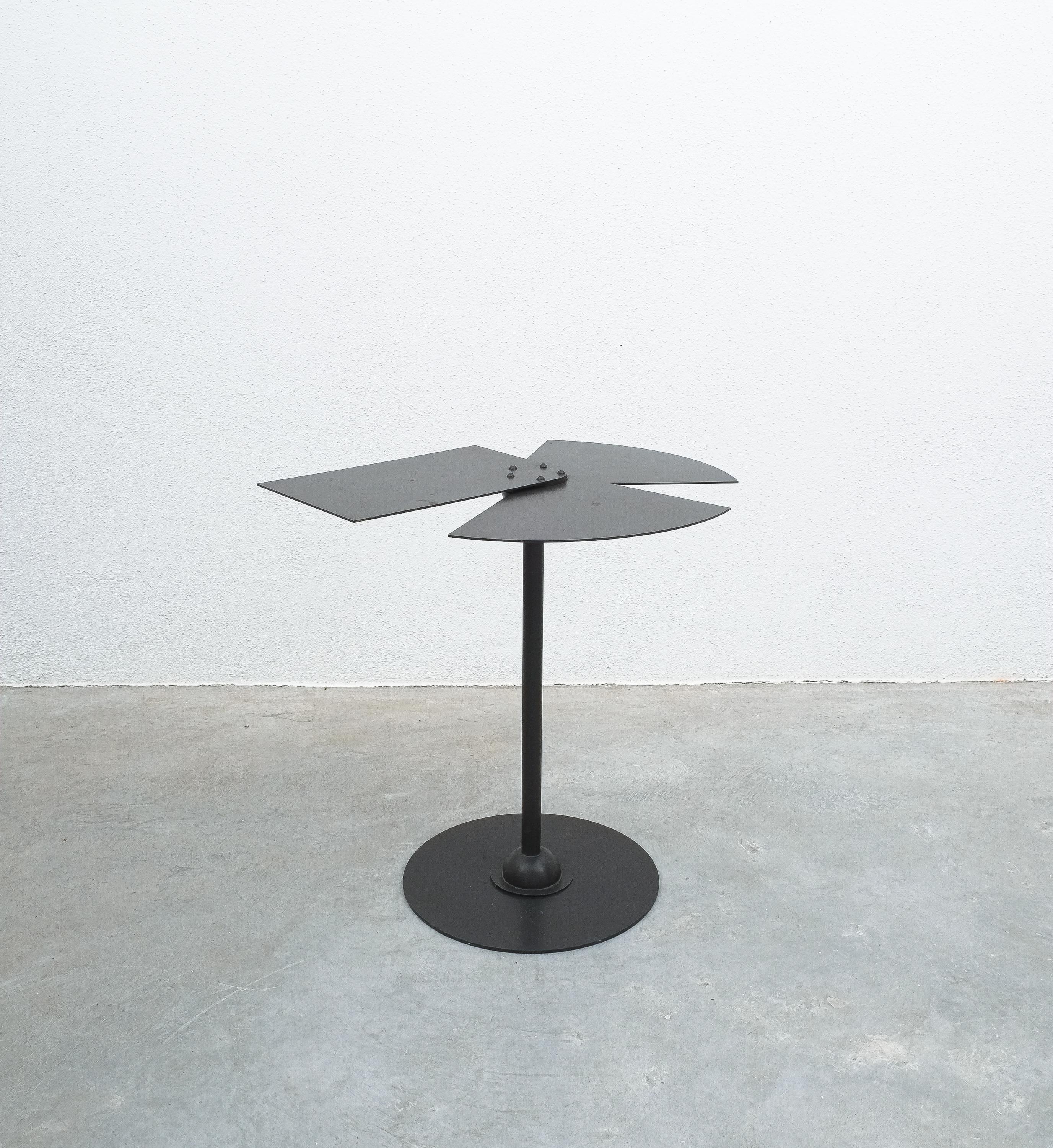 Pierre Chareau Table Edition McDe Black Steel, France, 1980 3