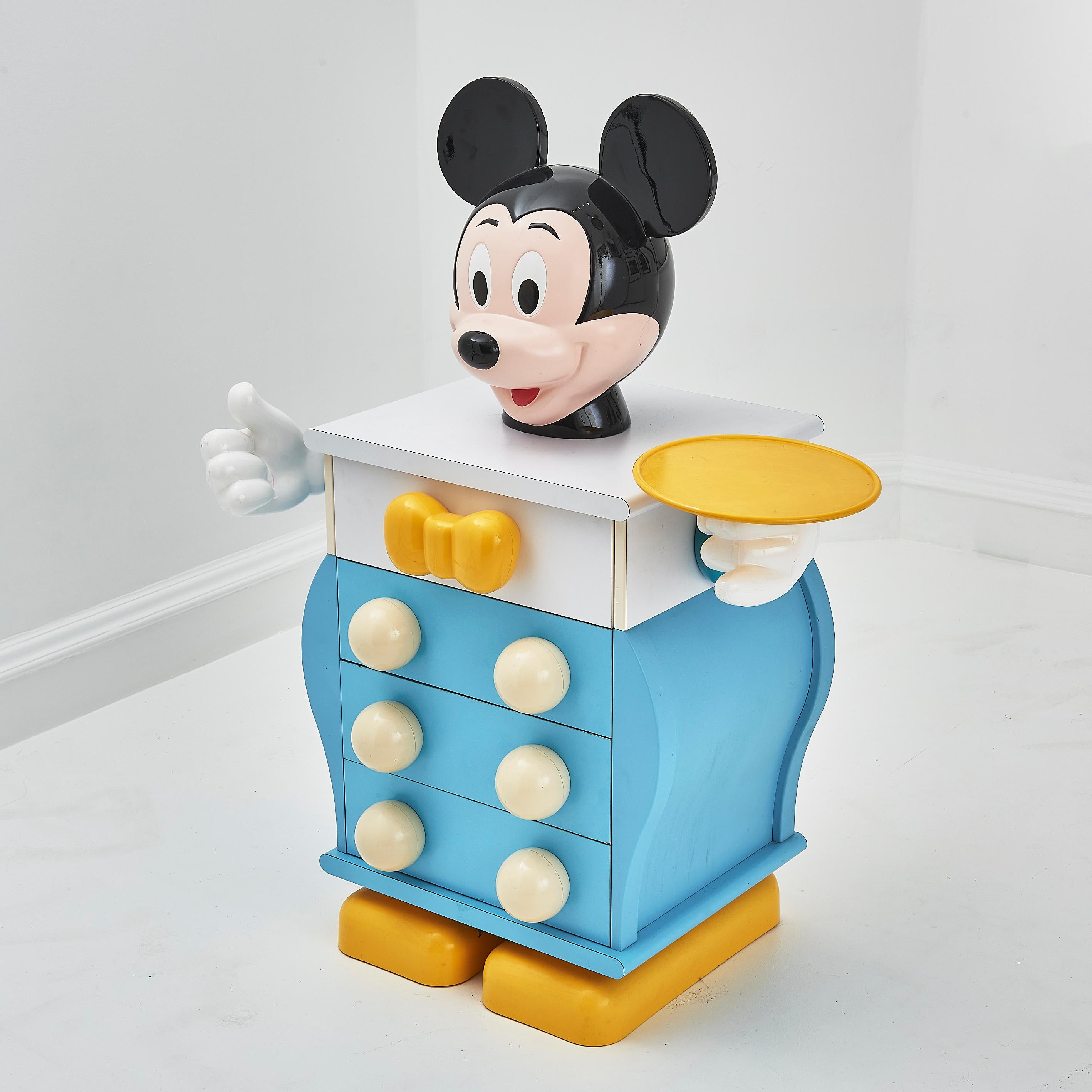 Francese Cassettiera in compensato e plastica 