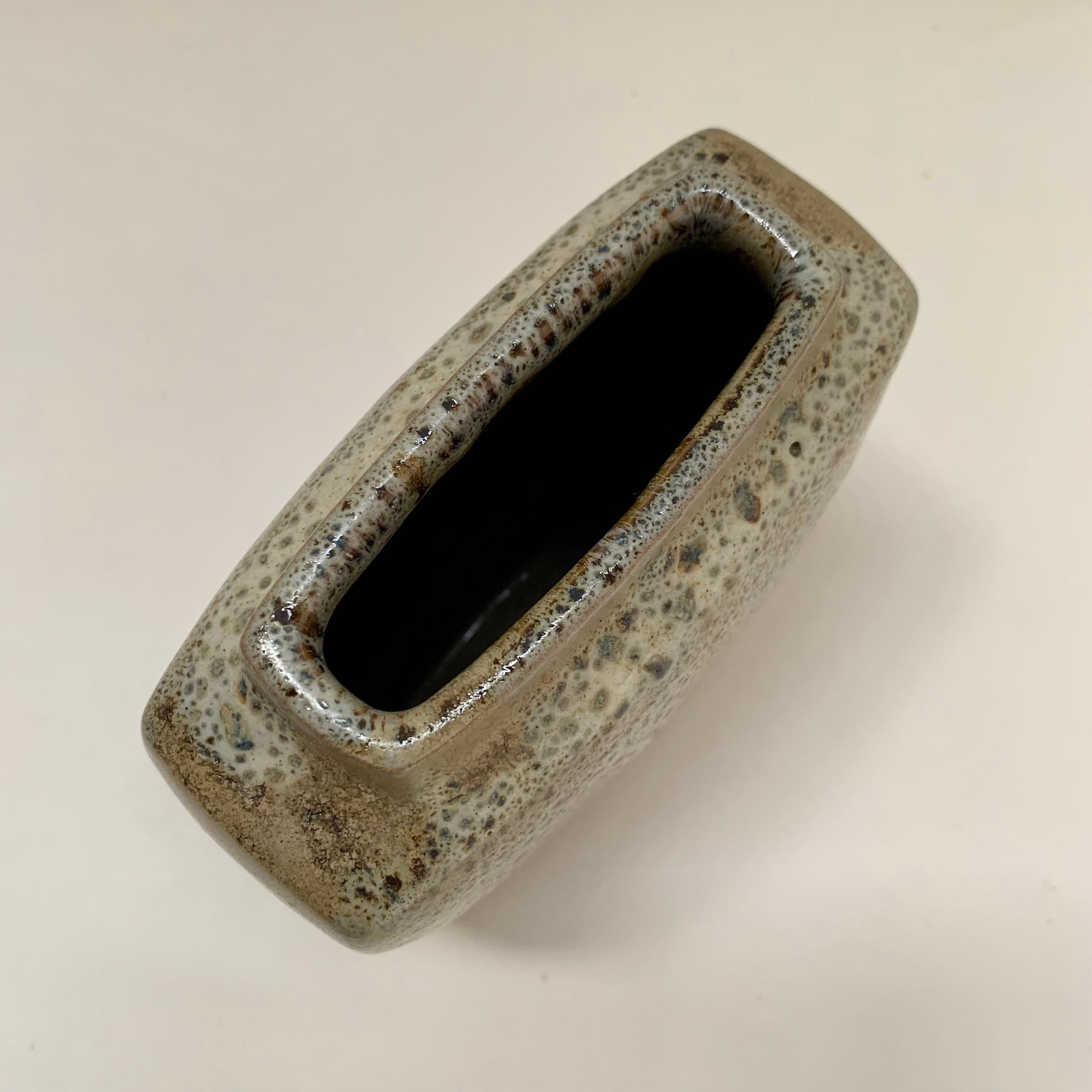 Vase en céramique de Pierre Culot Citroen, vers 1970, Belgique. en vente 4