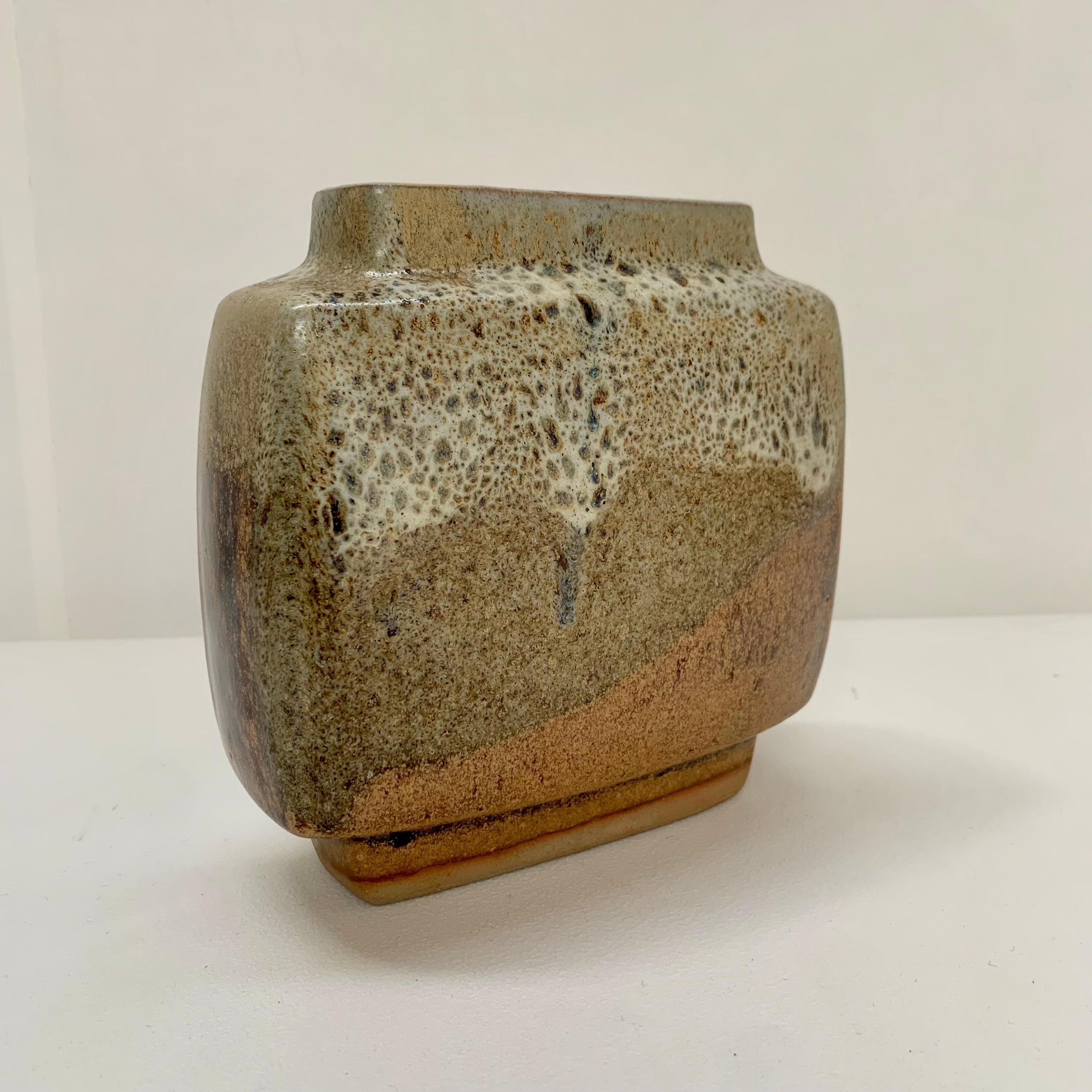 Fin du 20e siècle Vase en céramique de Pierre Culot Citroen, vers 1970, Belgique. en vente