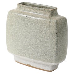 Pierre Culot Jarrón "Citroën" de cerámica blanca, Bélgica, hacia 1970, Firmado