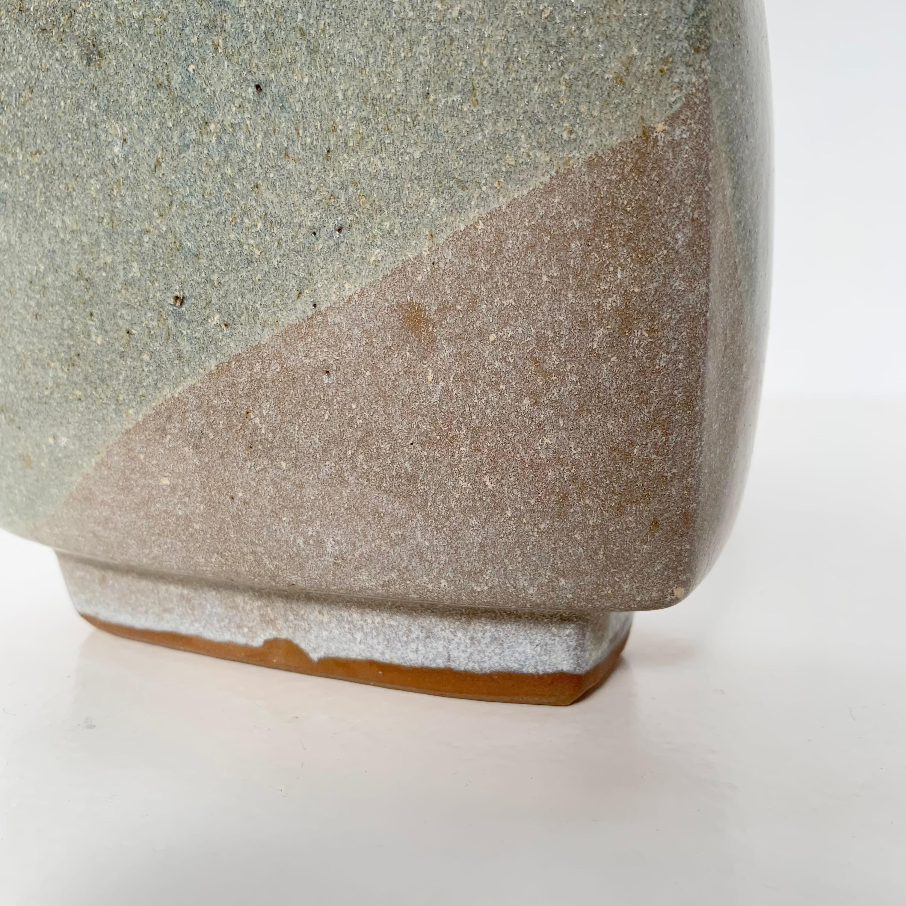 Signierte Citroën-Vase von Pierre Culot, um 1970, Belgien. im Angebot 3