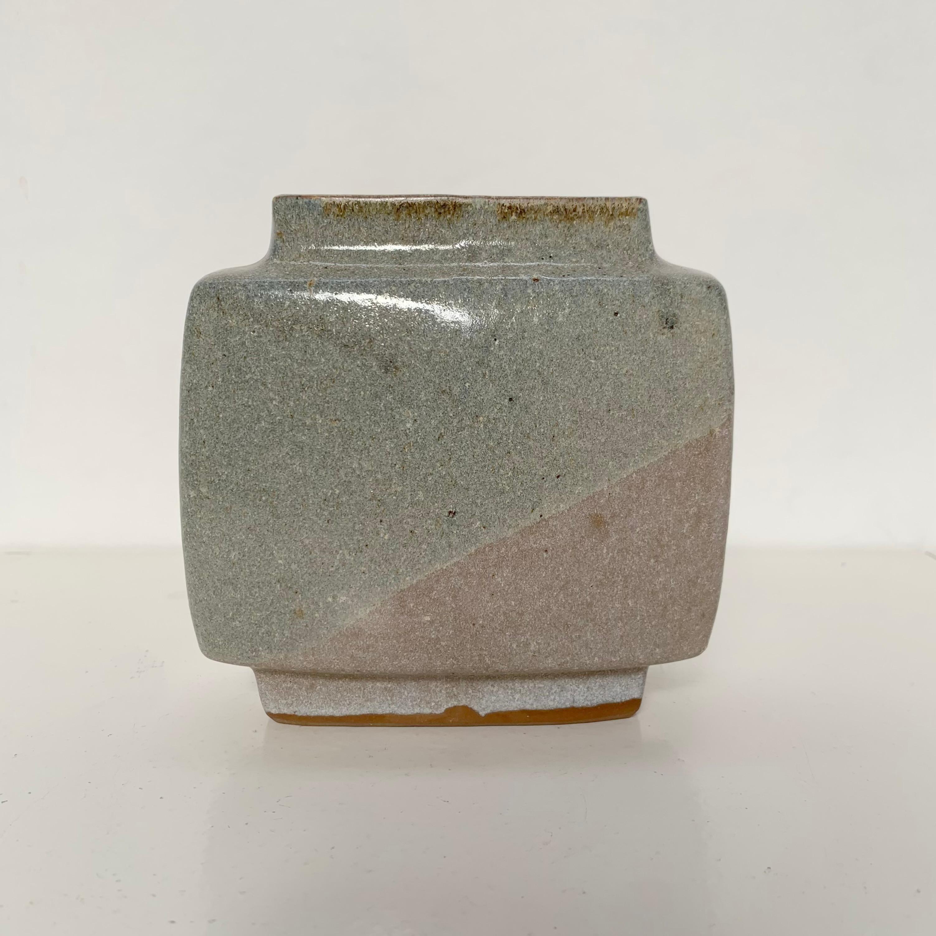 Signierte Citroën-Vase von Pierre Culot, um 1970, Belgien. (Moderne der Mitte des Jahrhunderts) im Angebot