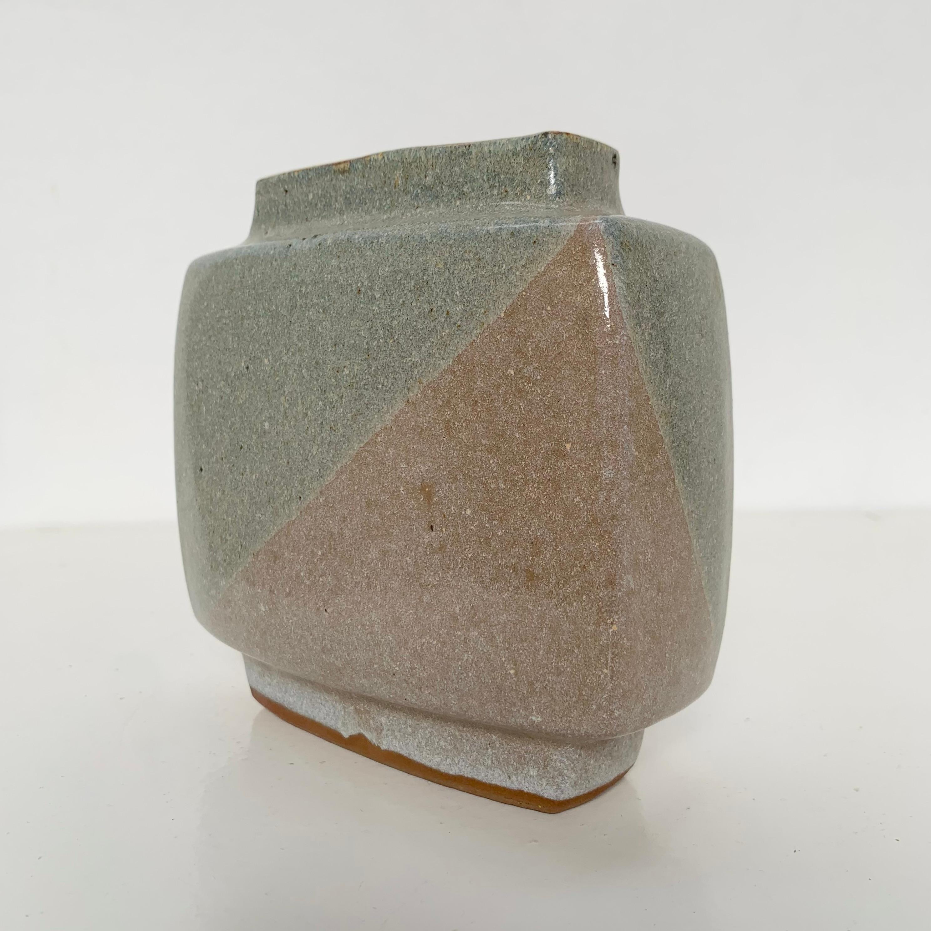 Signierte Citroën-Vase von Pierre Culot, um 1970, Belgien. (Emailliert) im Angebot