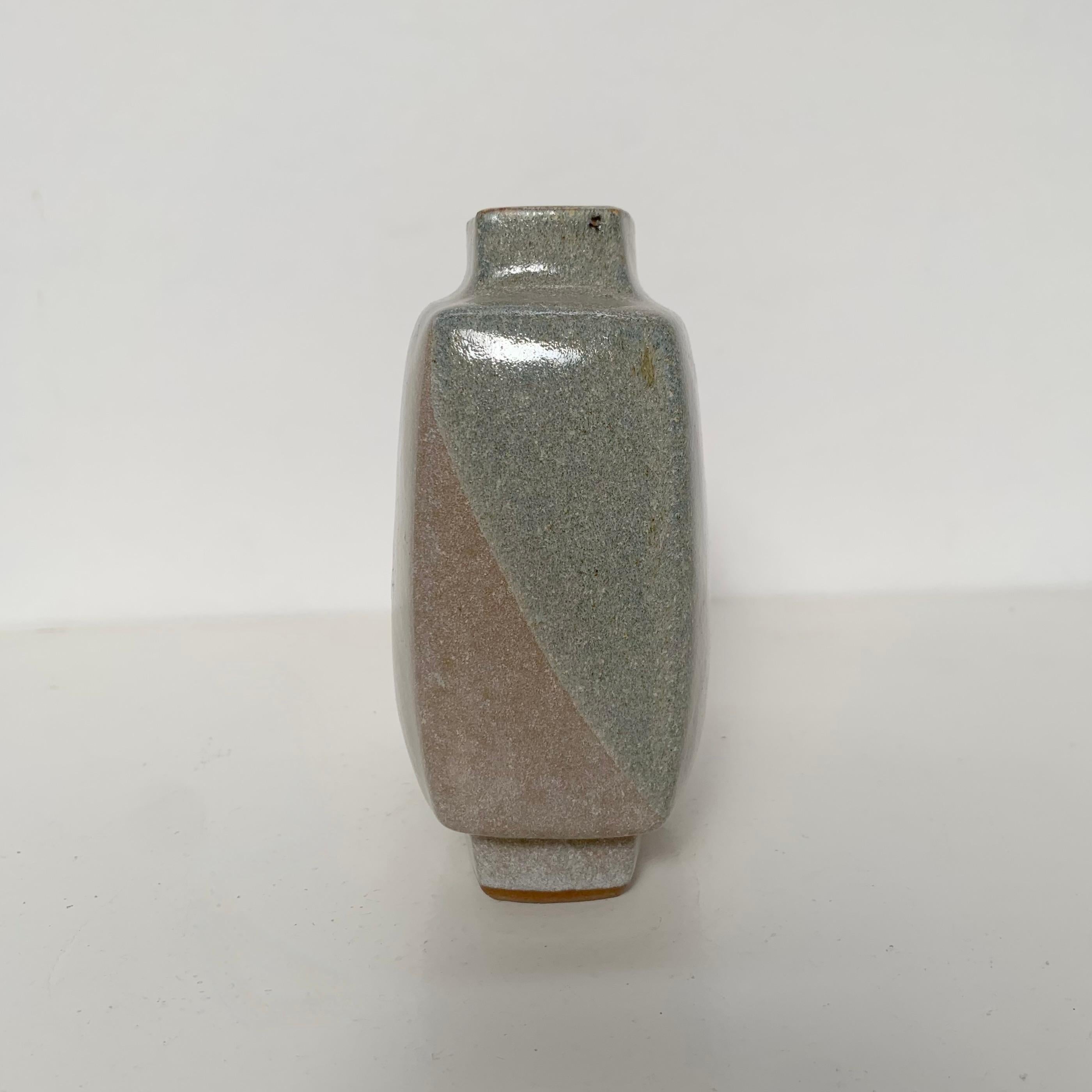 Signierte Citroën-Vase von Pierre Culot, um 1970, Belgien. im Zustand „Gut“ im Angebot in Brussels, BE