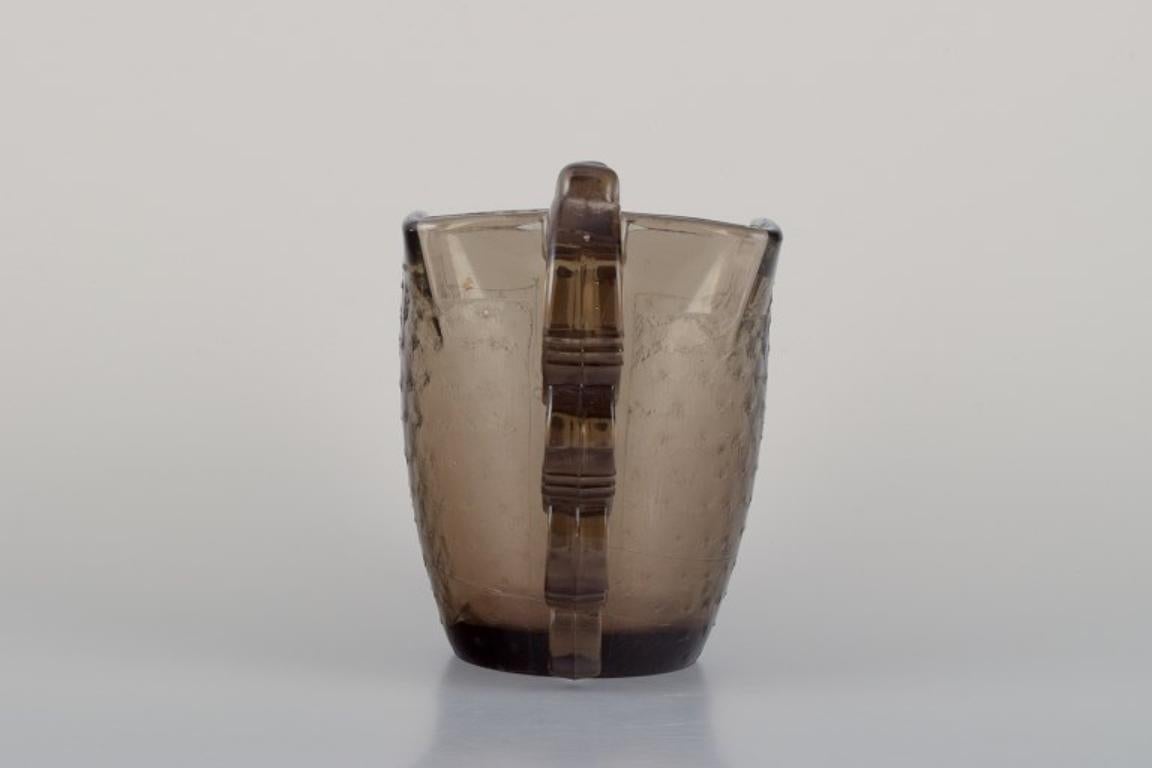 Pierre d'Avesn für Daum. Große Vase aus Kunstglas im Art déco-Stil mit Henkeln  (Glaskunst) im Angebot