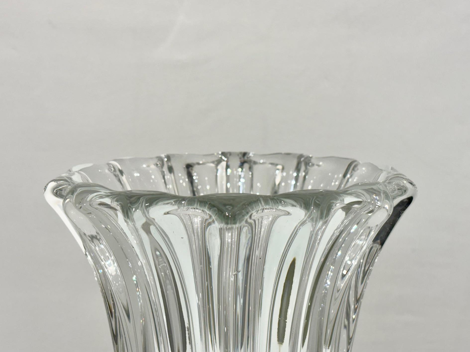 Pierre D'Avesn 1970 Molded Glass Vase In Good Condition In PARIS, FR