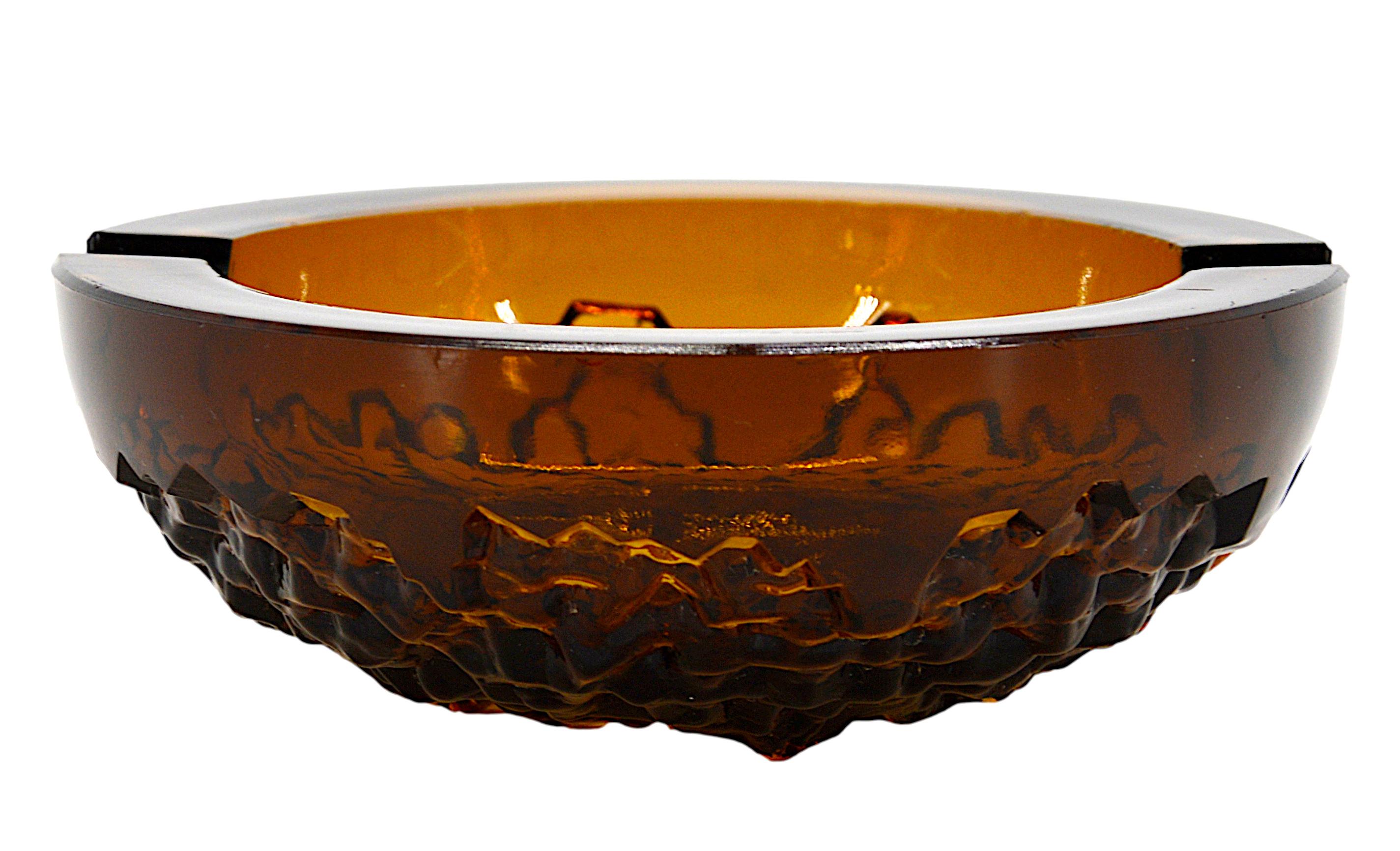 Verre Pierre d'Avesn at Verlys Art Deco Ashtray, Late 1930s en vente