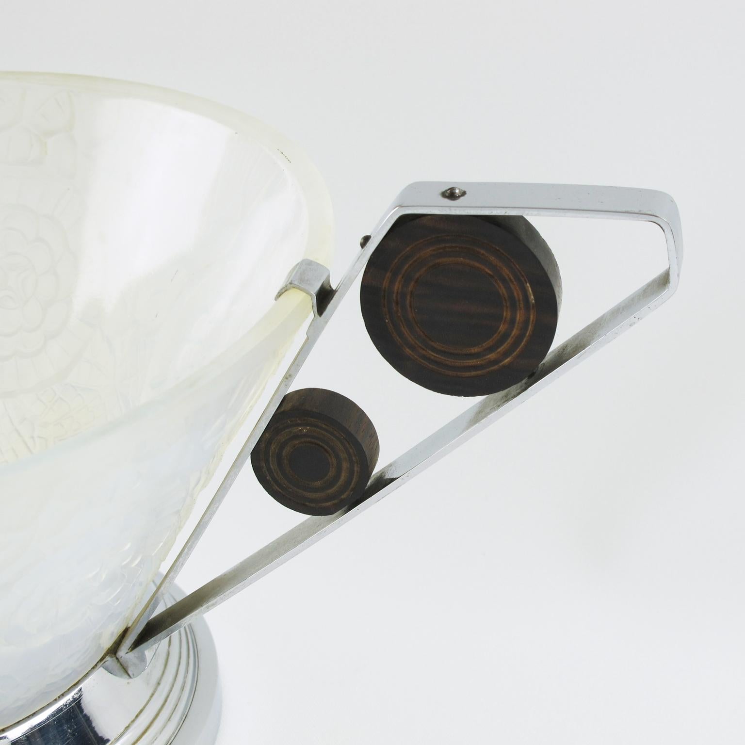Mid-20th Century Pierre d'Avesn for Choisy-le-Roi France, Art Deco Glass Bowl Centerpiece For Sale