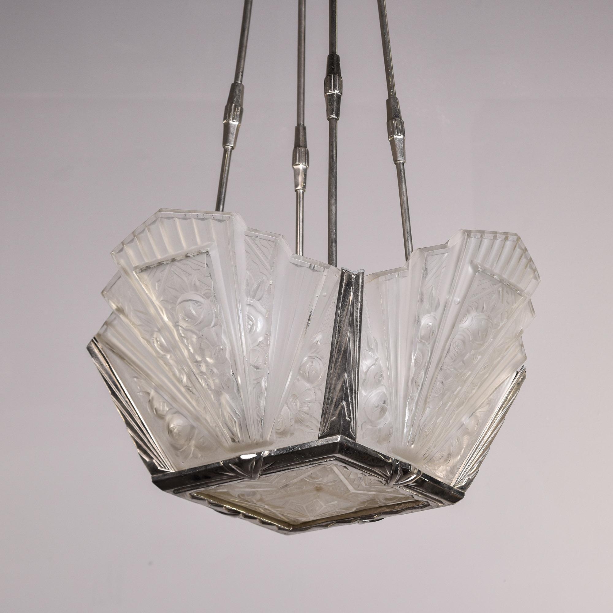 Art Déco Pierre D'Avesn, lampadario francese a cinque luci in stile Art Deco in vendita