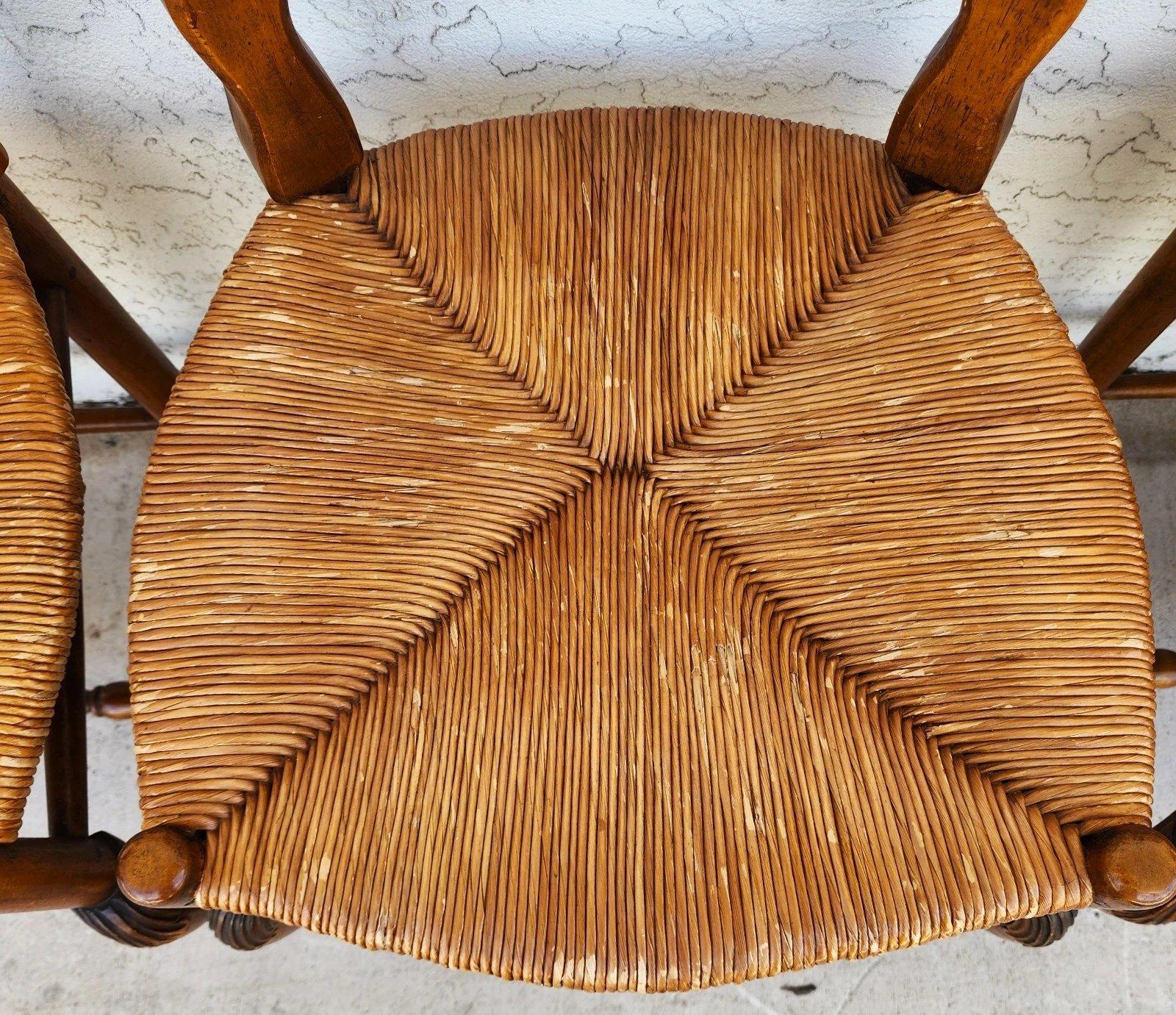 Pierre Deux Juego de 4 sillas de comedor de estilo rústico francés en venta 6