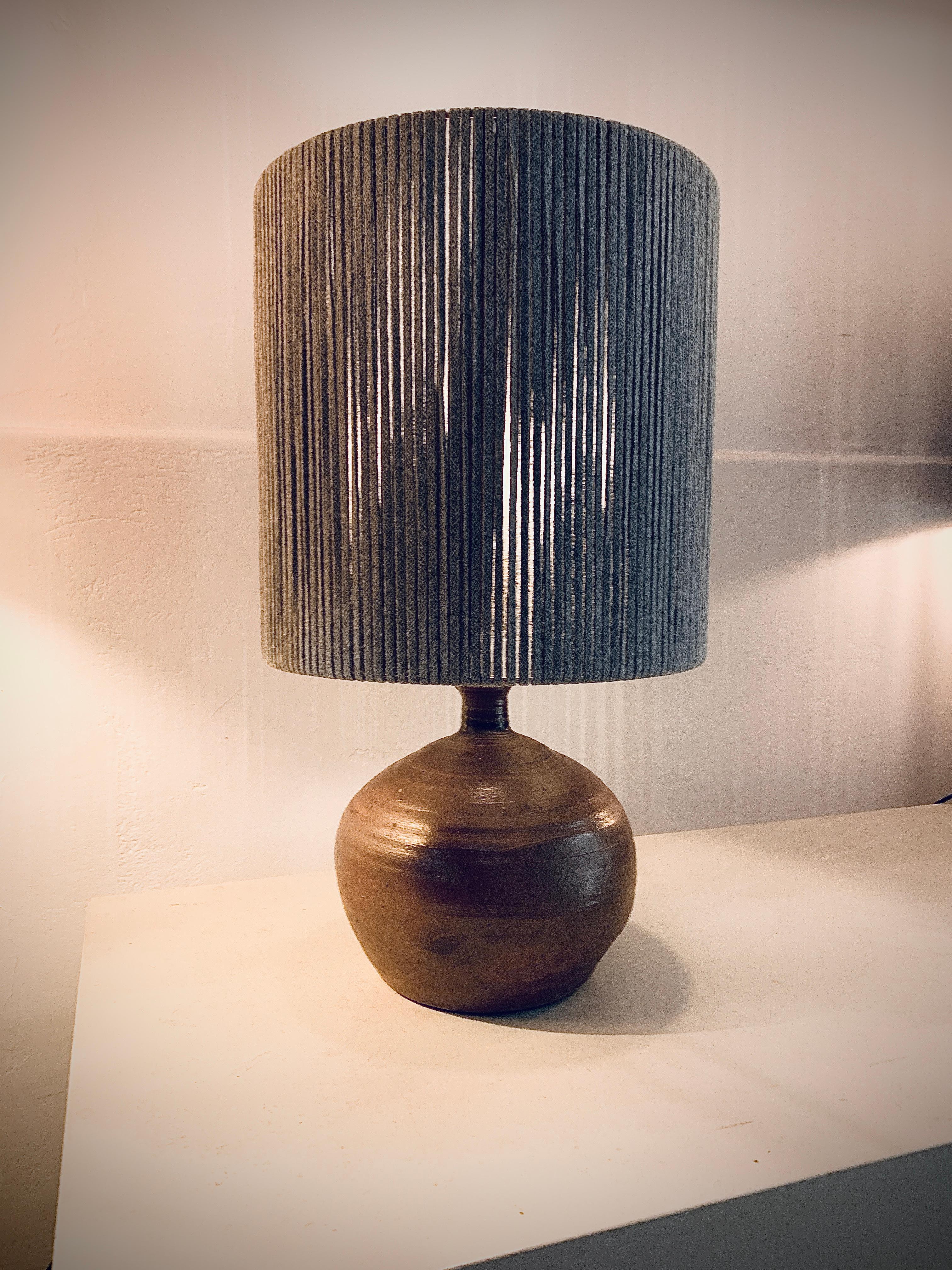 Pierre Digan, Ceramic table lamp Moderno de mediados de siglo en venta