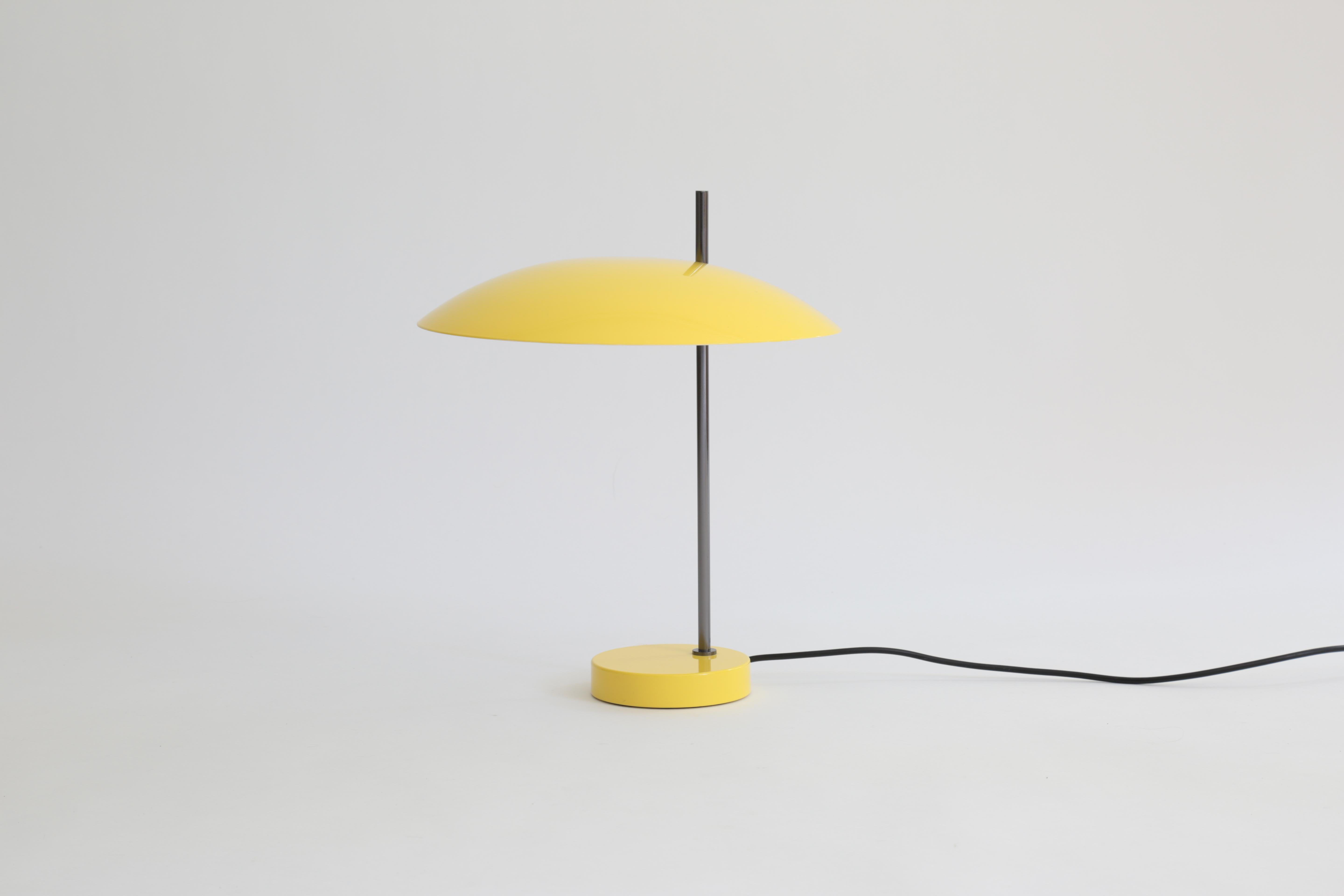 Metal Pierre Disderot Model #1013 Table Lamp in White and Chrome for Disderot, France For Sale