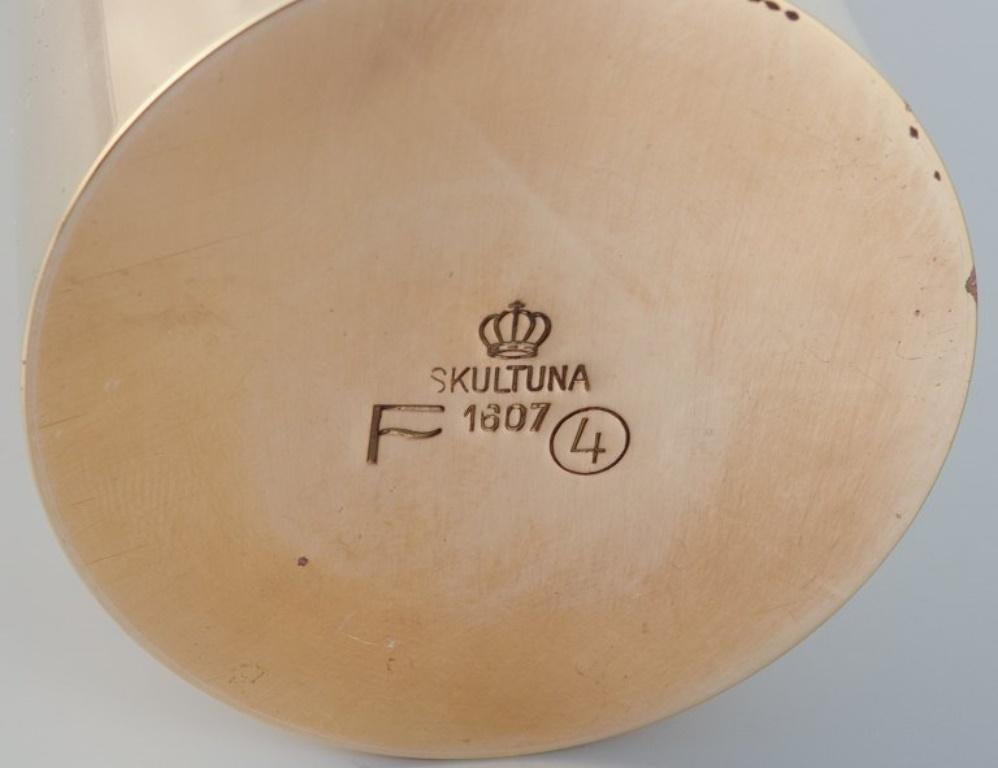 Metà XX secolo Pierre Forsell per Skultuna, Svezia. Vaso in ottone. 1950s in vendita