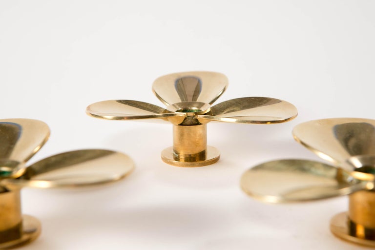 20th Century Pierre Forsell - Set of 3 Brass Propellor Candle Holders Skultuna Sweden 1960s For Sale