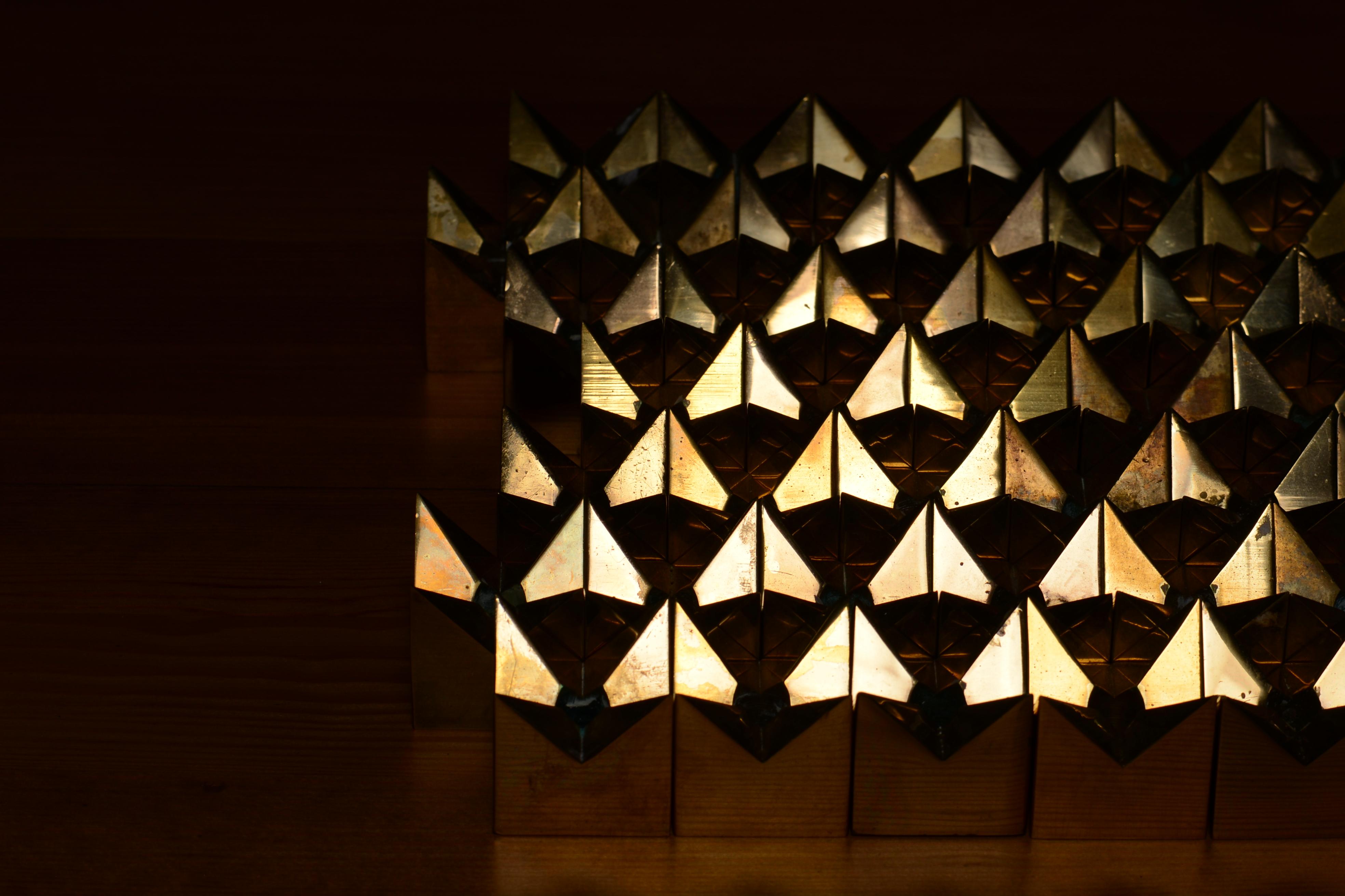 Pierre Forssell 50 Kerzenhalter aus Messing, hergestellt in Skultuna, Schweden, 1970er Jahre im Zustand „Gut“ im Angebot in Forest, BE