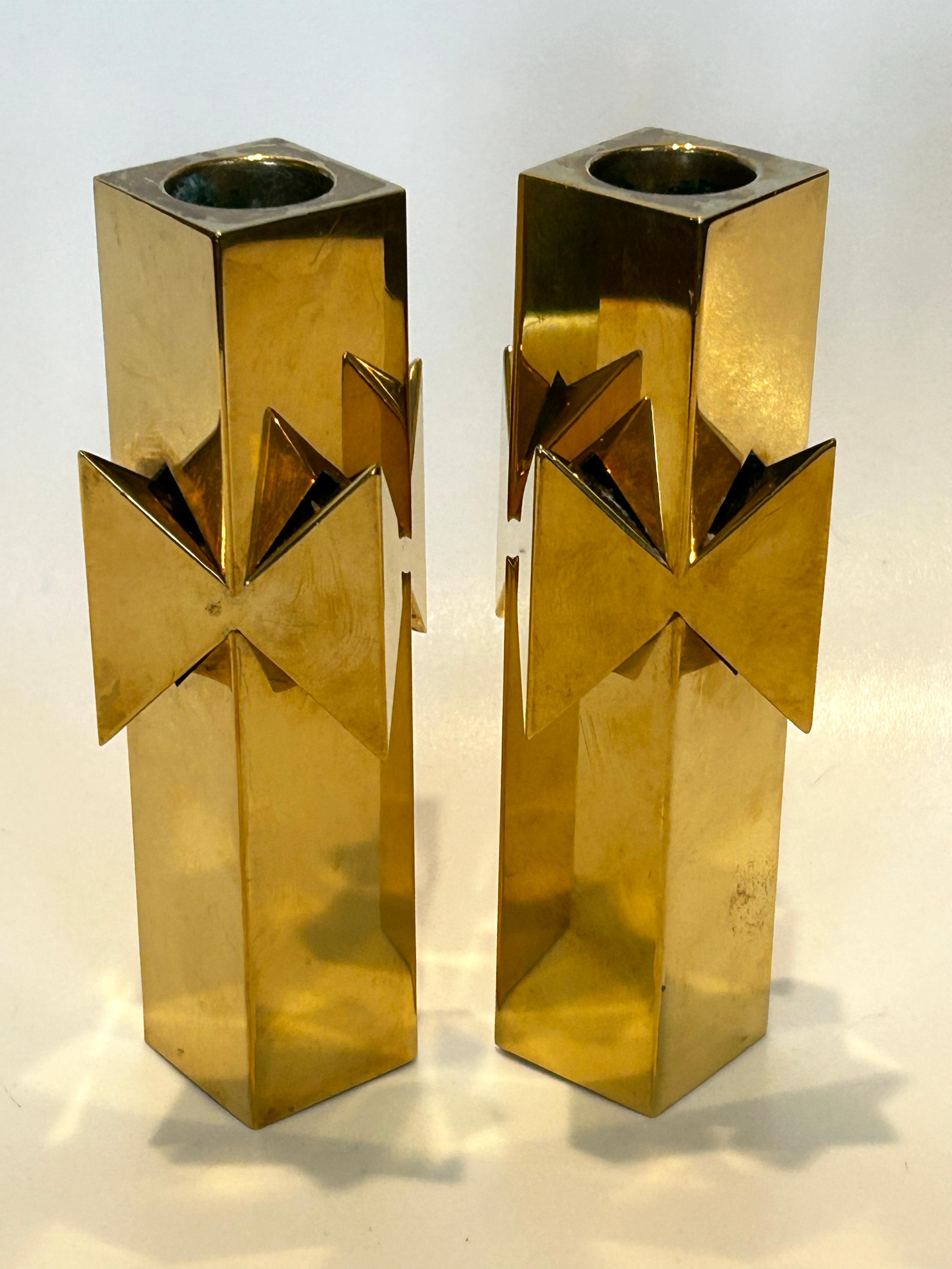 Pierre Forssell “Bow” Candlestick Pair – Rare Brass Design for Skultuna, Sweden For Sale 4