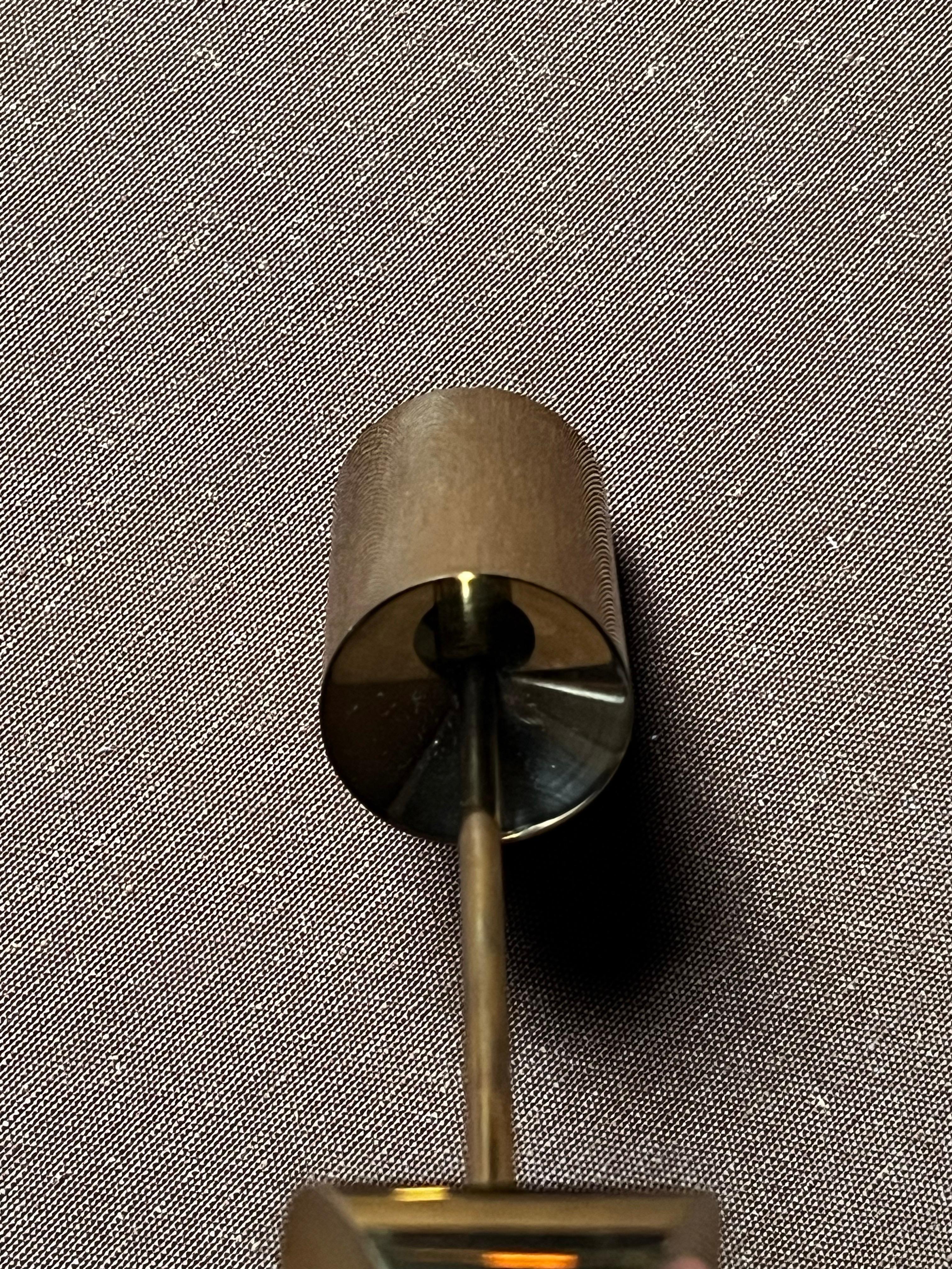 Portacandele in ottone Pierre Forssell Realizzati a mano a Skultuna in Svezia. Brancusi in vendita 1